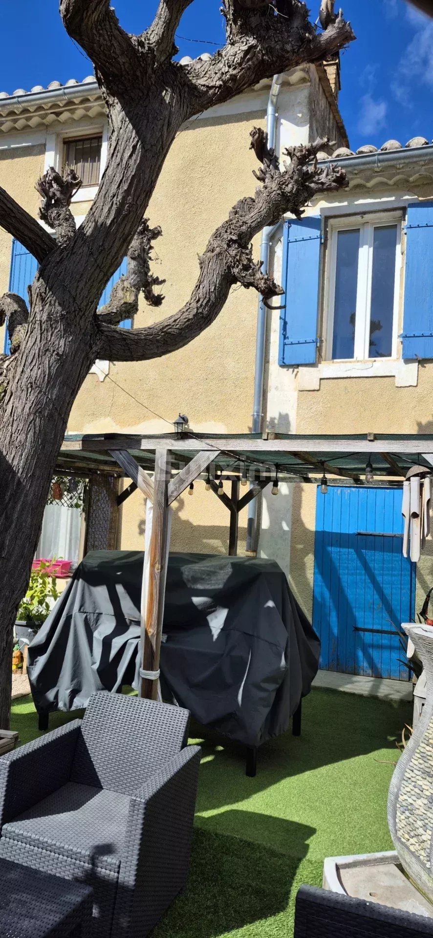 casa 5 Camere in affitto su Théziers (30390)