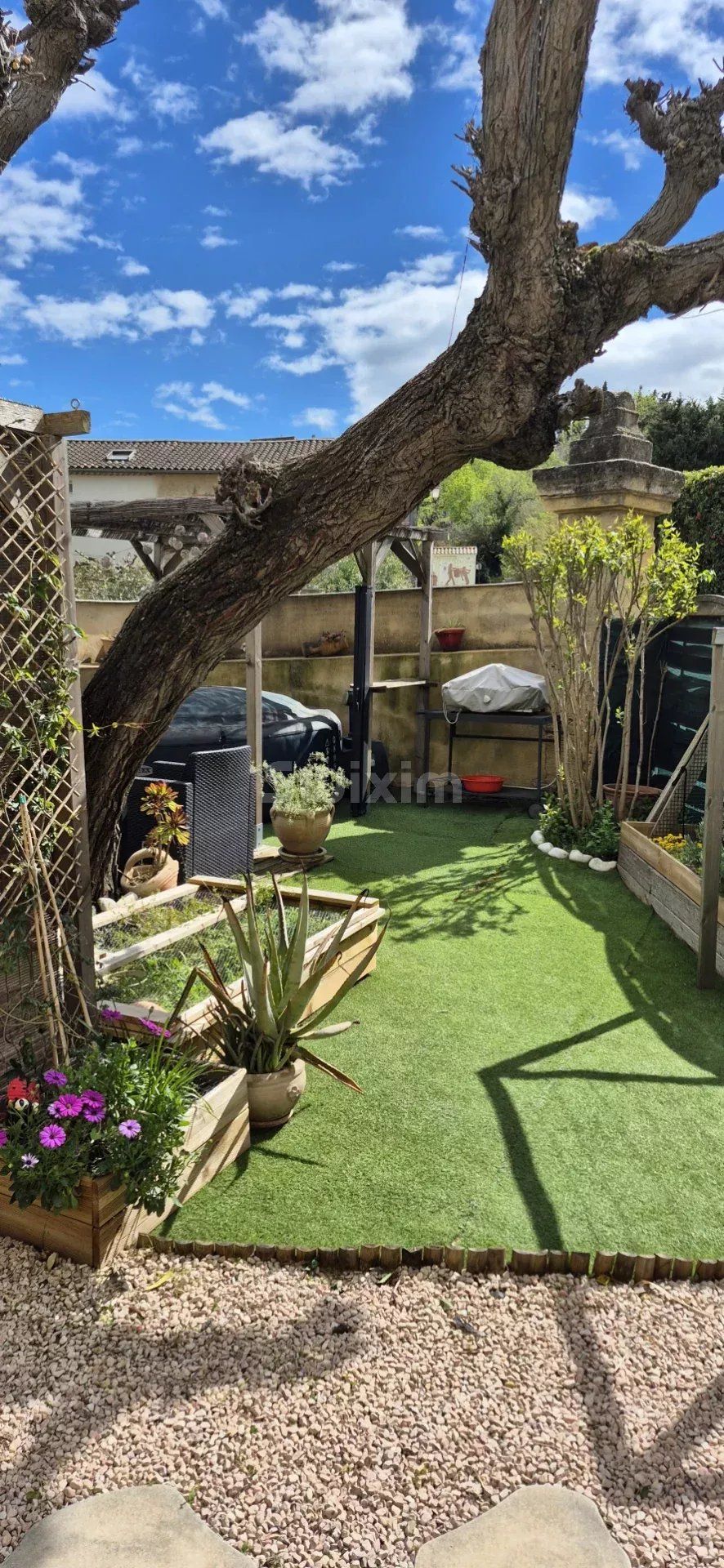 casa 5 Camere in affitto su Théziers (30390)