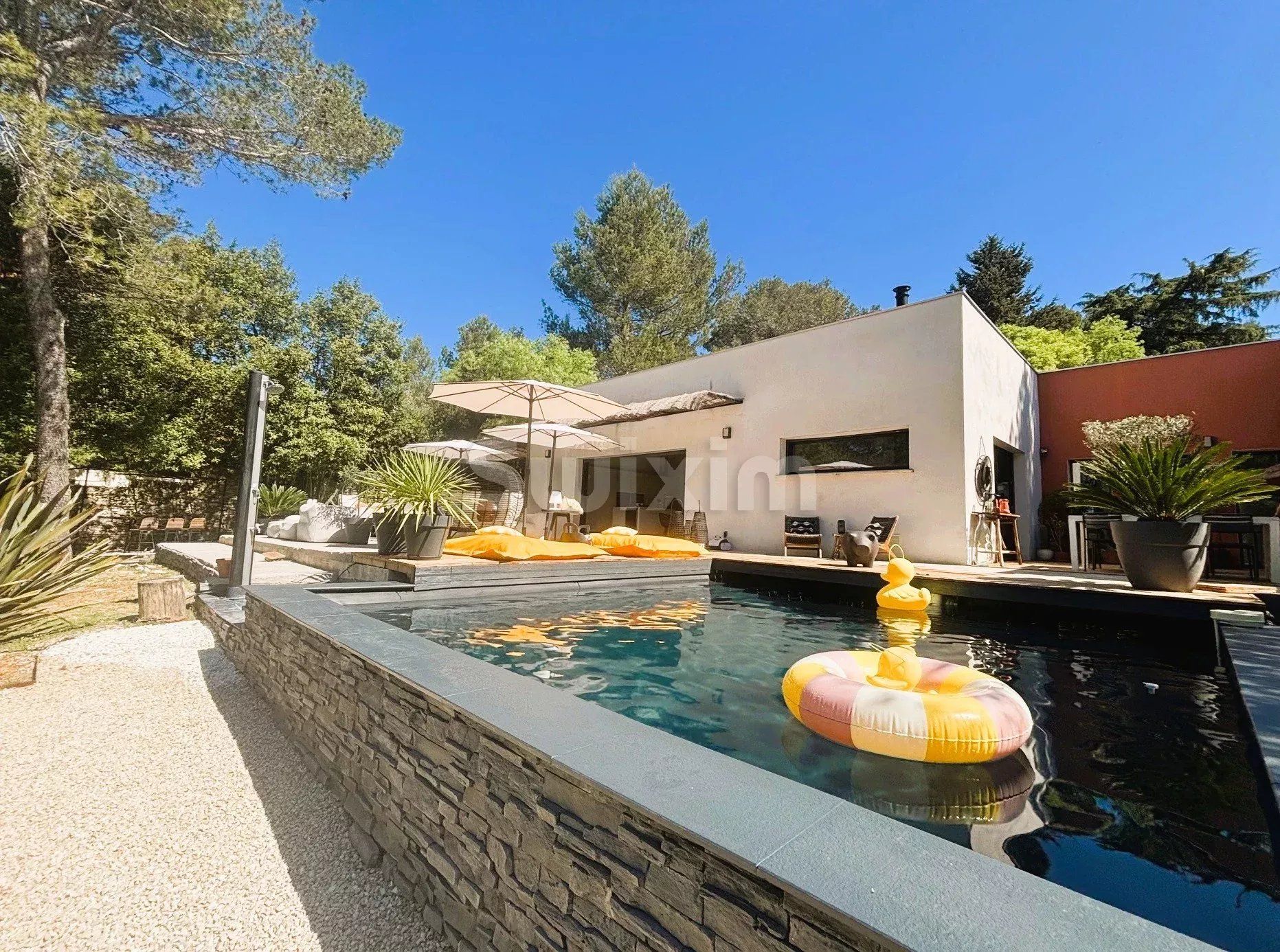 proprietà 5 Camere in vendita su Nîmes (30000)
