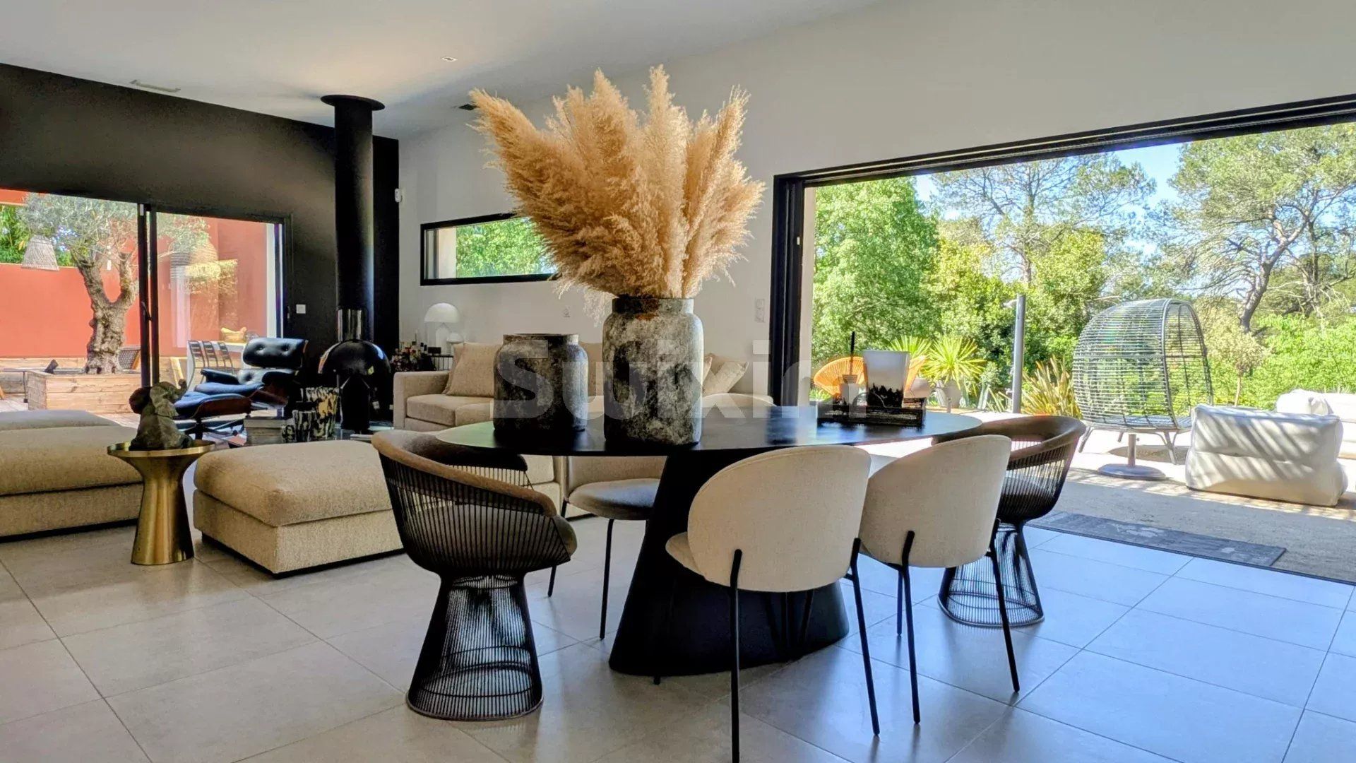 proprietà 5 Camere in vendita su Nîmes (30000)
