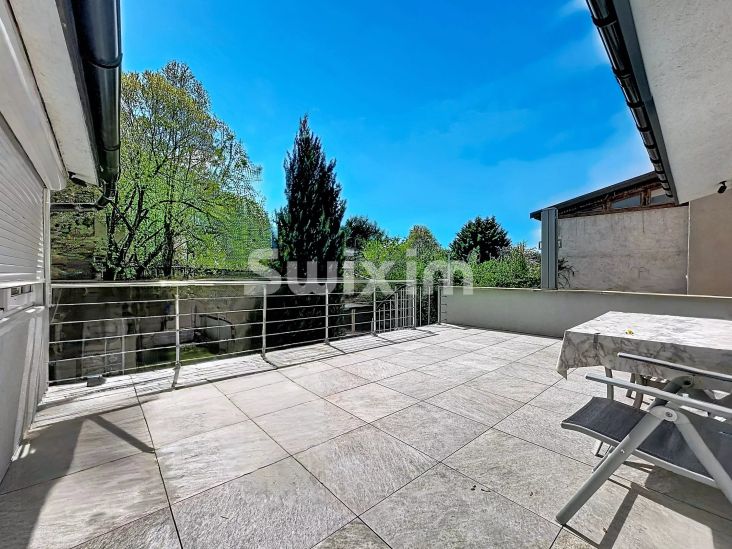 Venda Casa Saint-Julien-en-Genevois 6&nbsp;Quartos 171.55&nbsp;m²