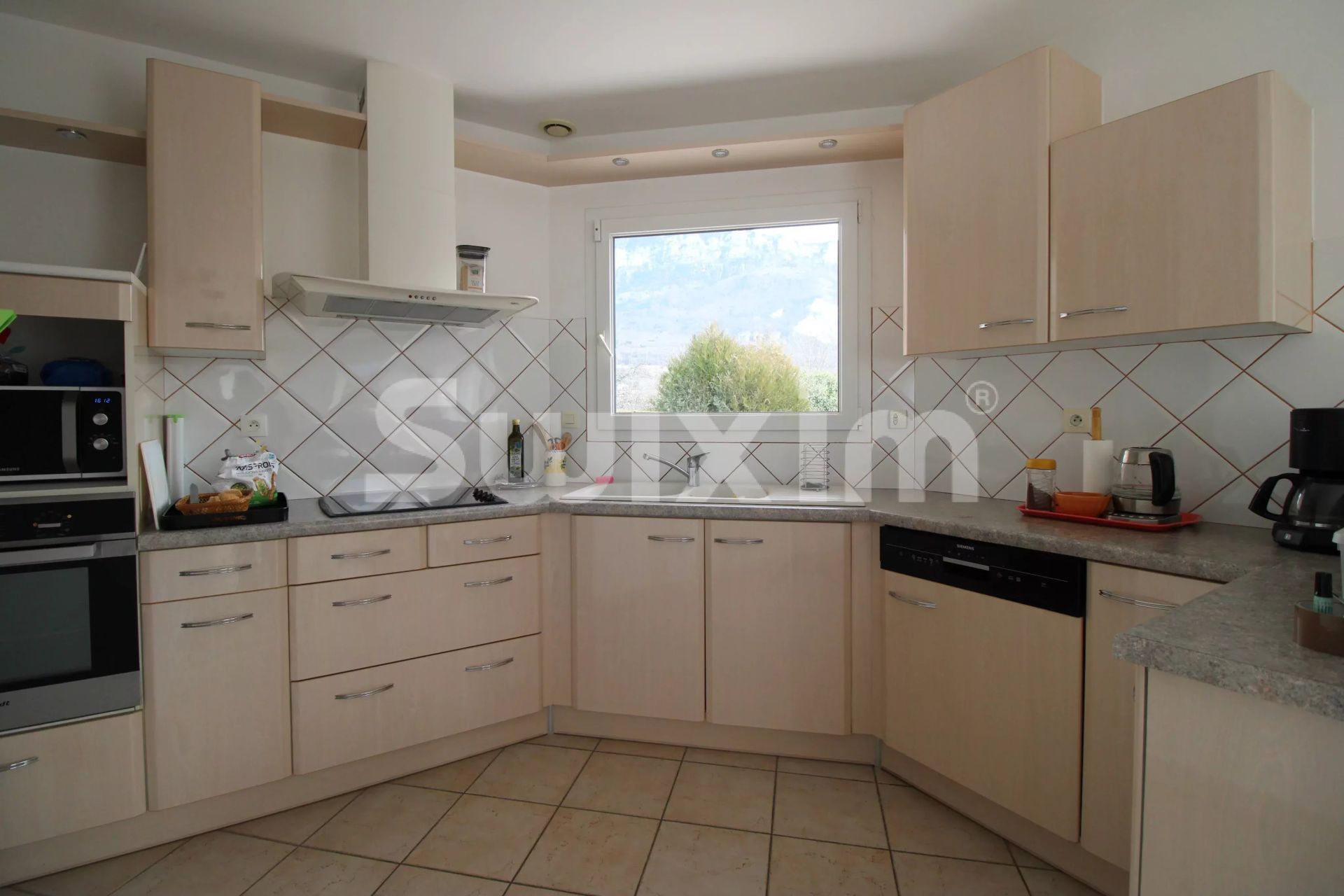 casa 6 Salas en venta en Mouxy (73100)