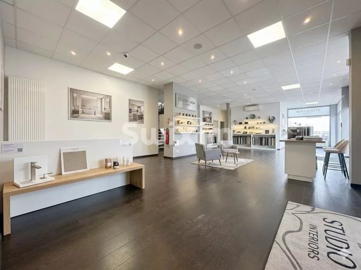 Affitto Locale commerciale Ségny 11&nbsp;Camere 265&nbsp;m²