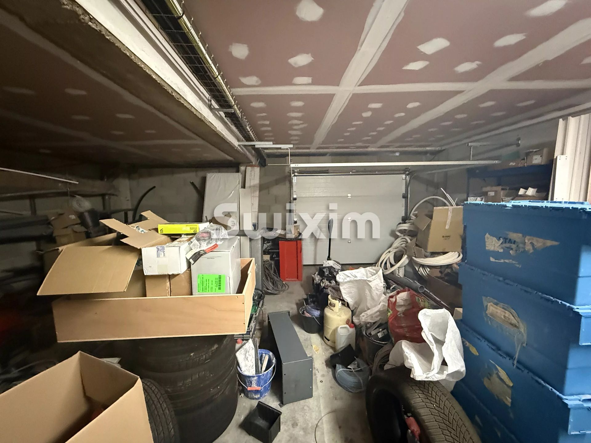 rimessa 3 Camere in affitto su Orange (84100)