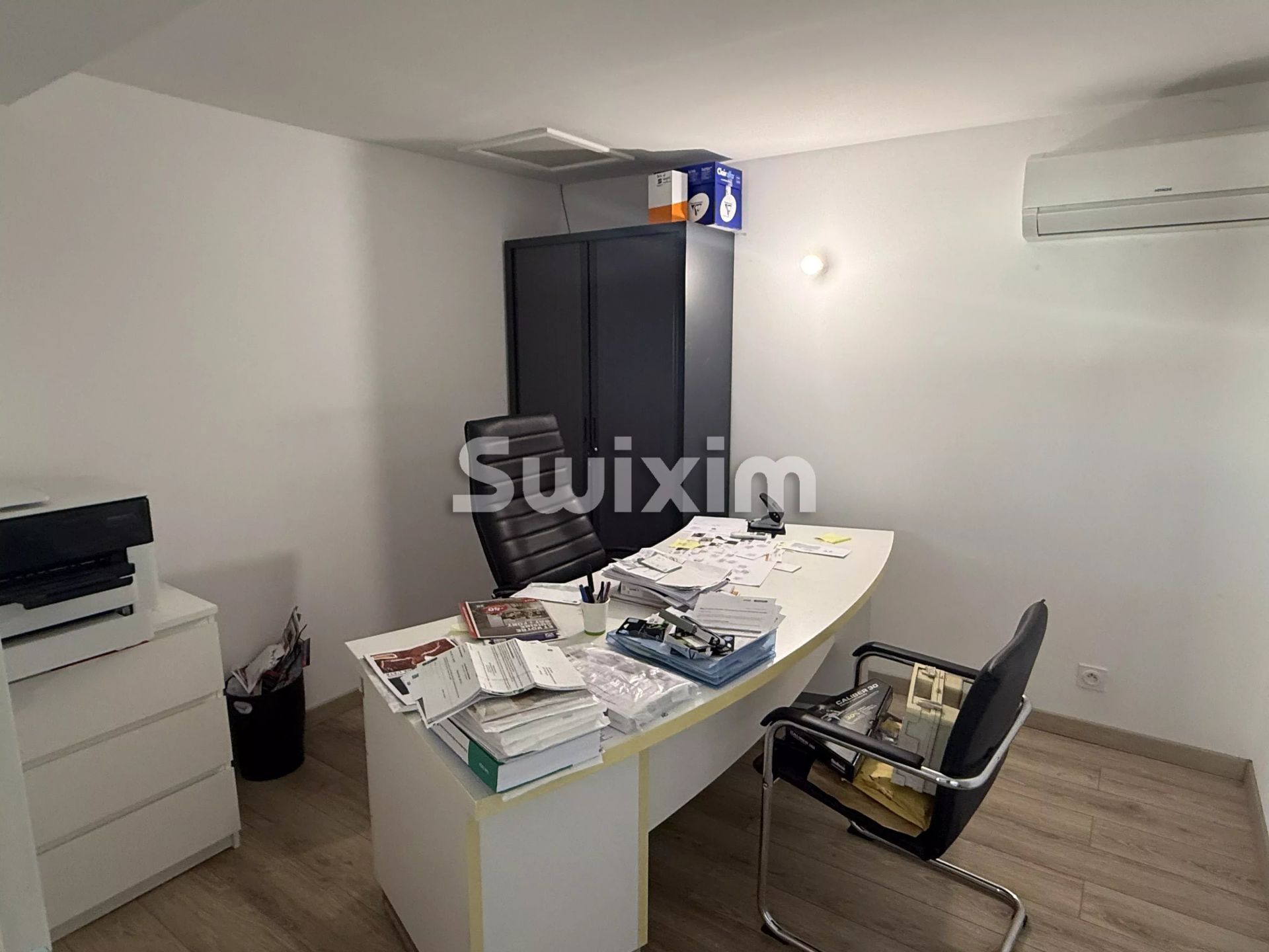 rimessa 3 Camere in affitto su Orange (84100)