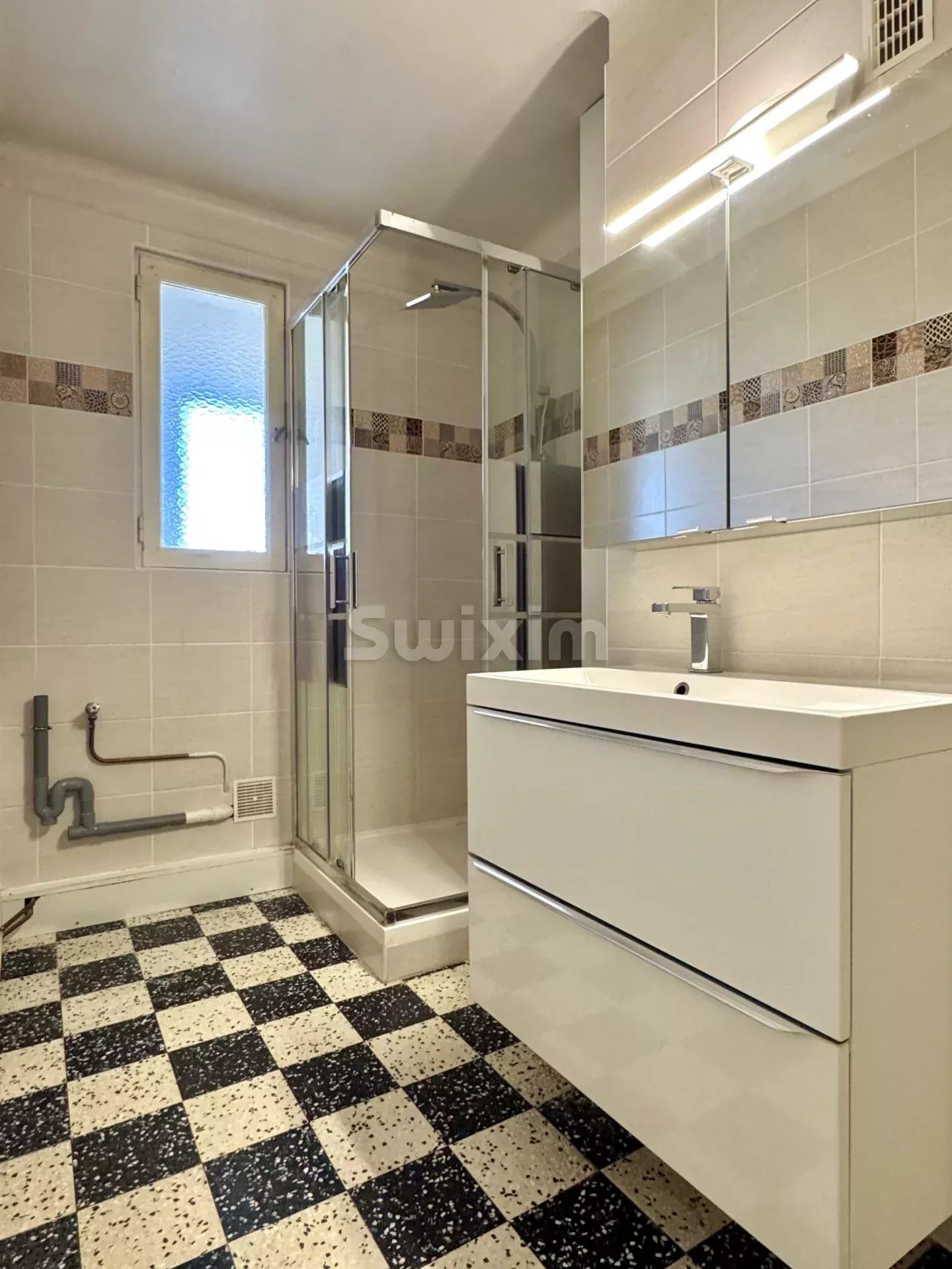 appartamento 3 Camere in vendita su Alès (30100)
