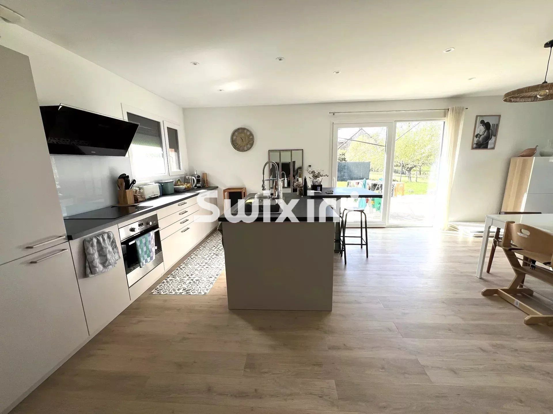 casa 4 Salas en venta en Lons-le-Saunier (39000)