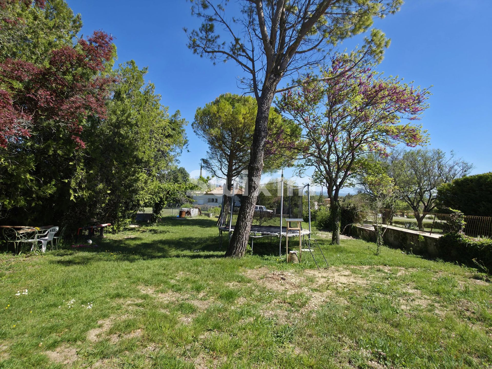 house 5 Rooms for sale on Grignan (26230)