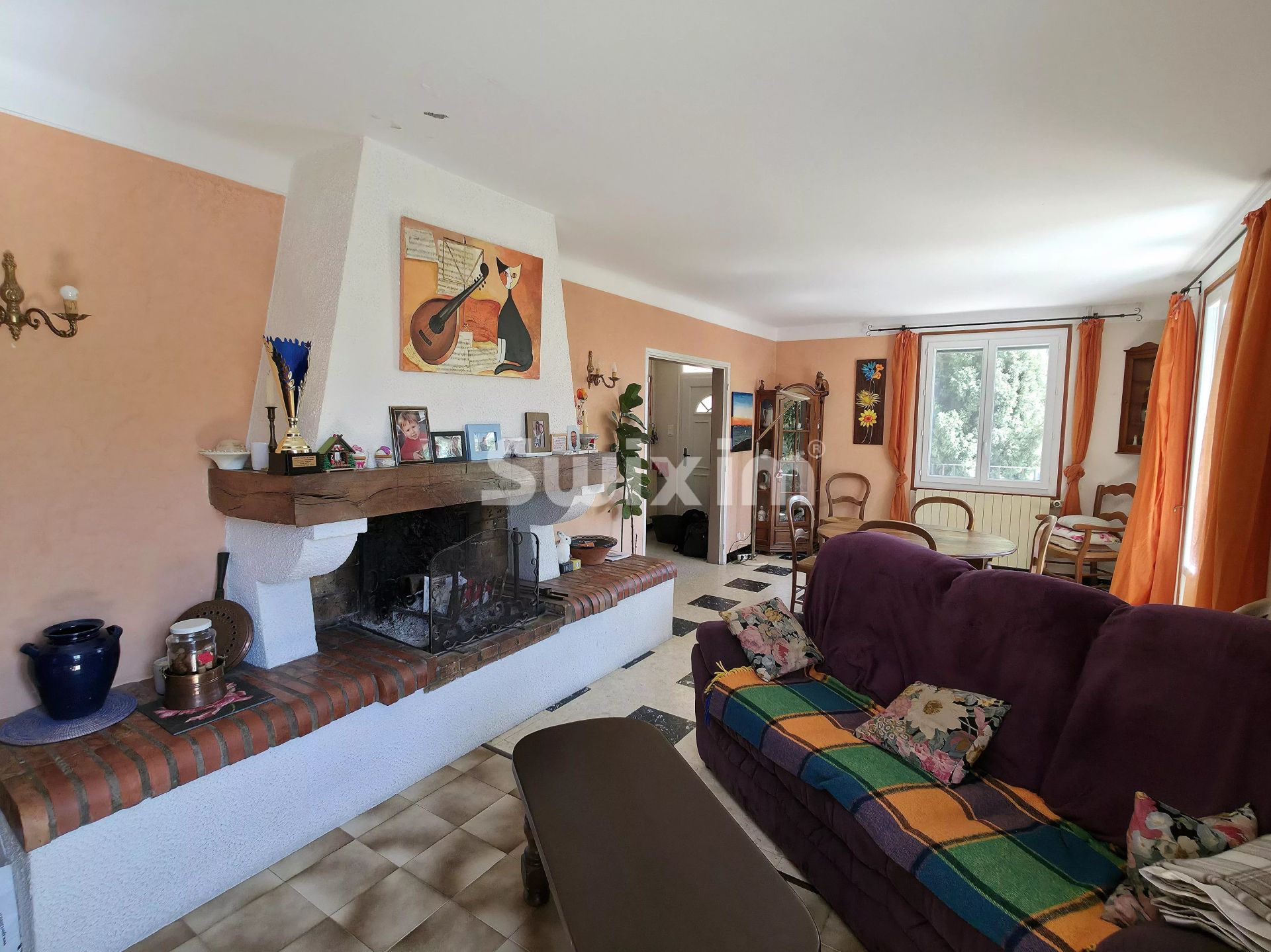 house 5 Rooms for sale on Grignan (26230)