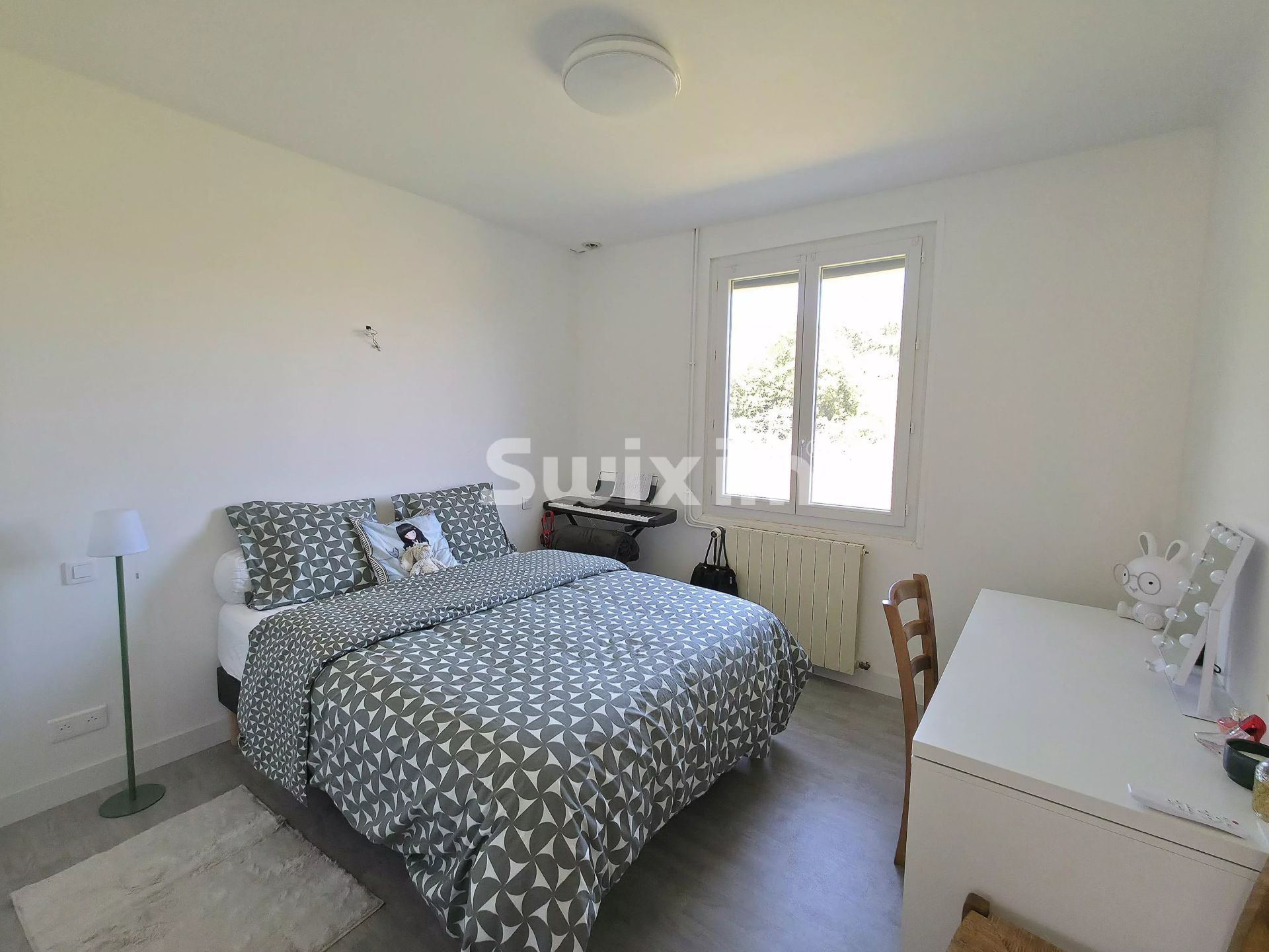house 5 Rooms for sale on Grignan (26230)