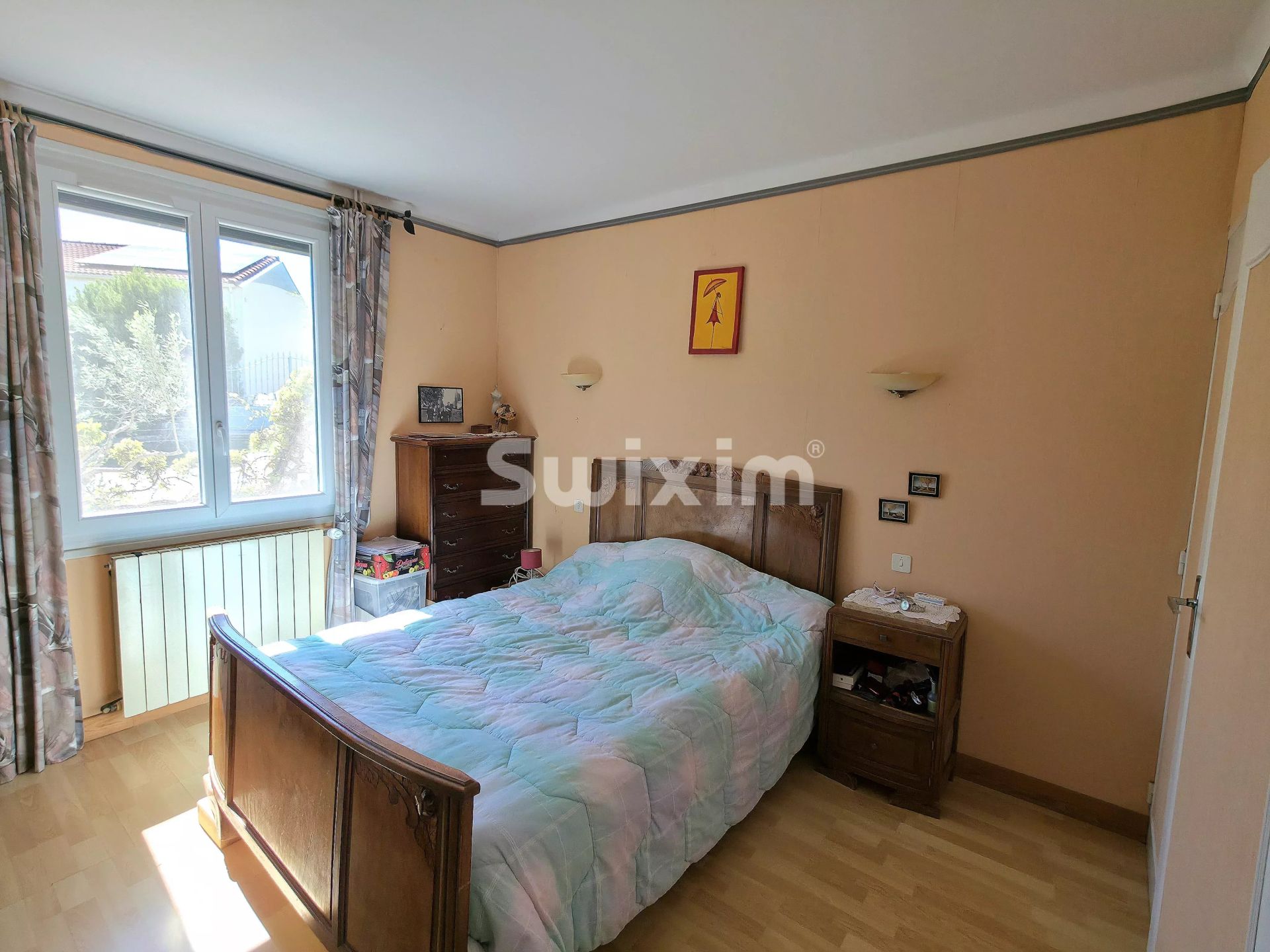 house 5 Rooms for sale on Grignan (26230)