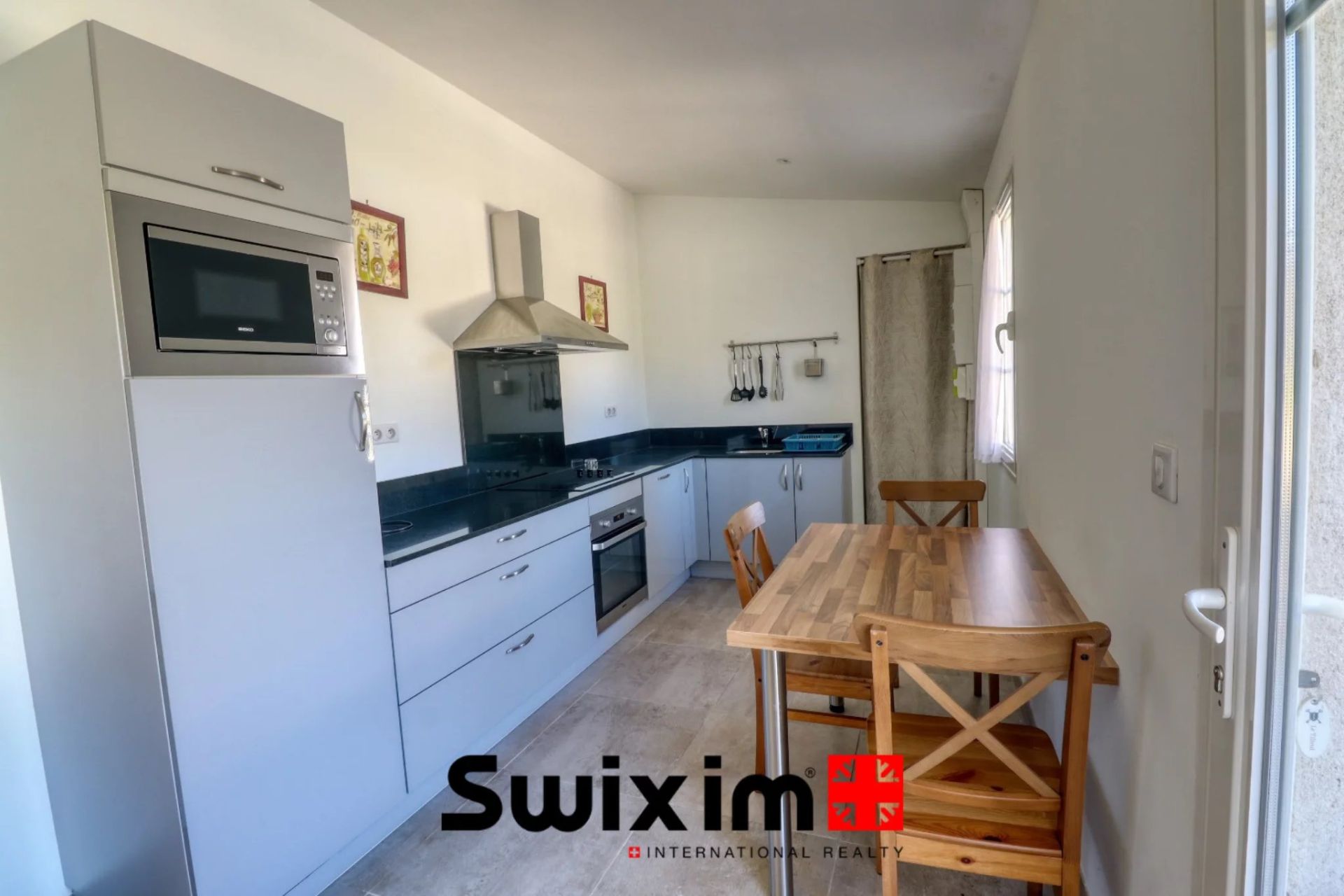 house 5 Rooms for rent on Saint-Germain-d'Esteuil (33340)