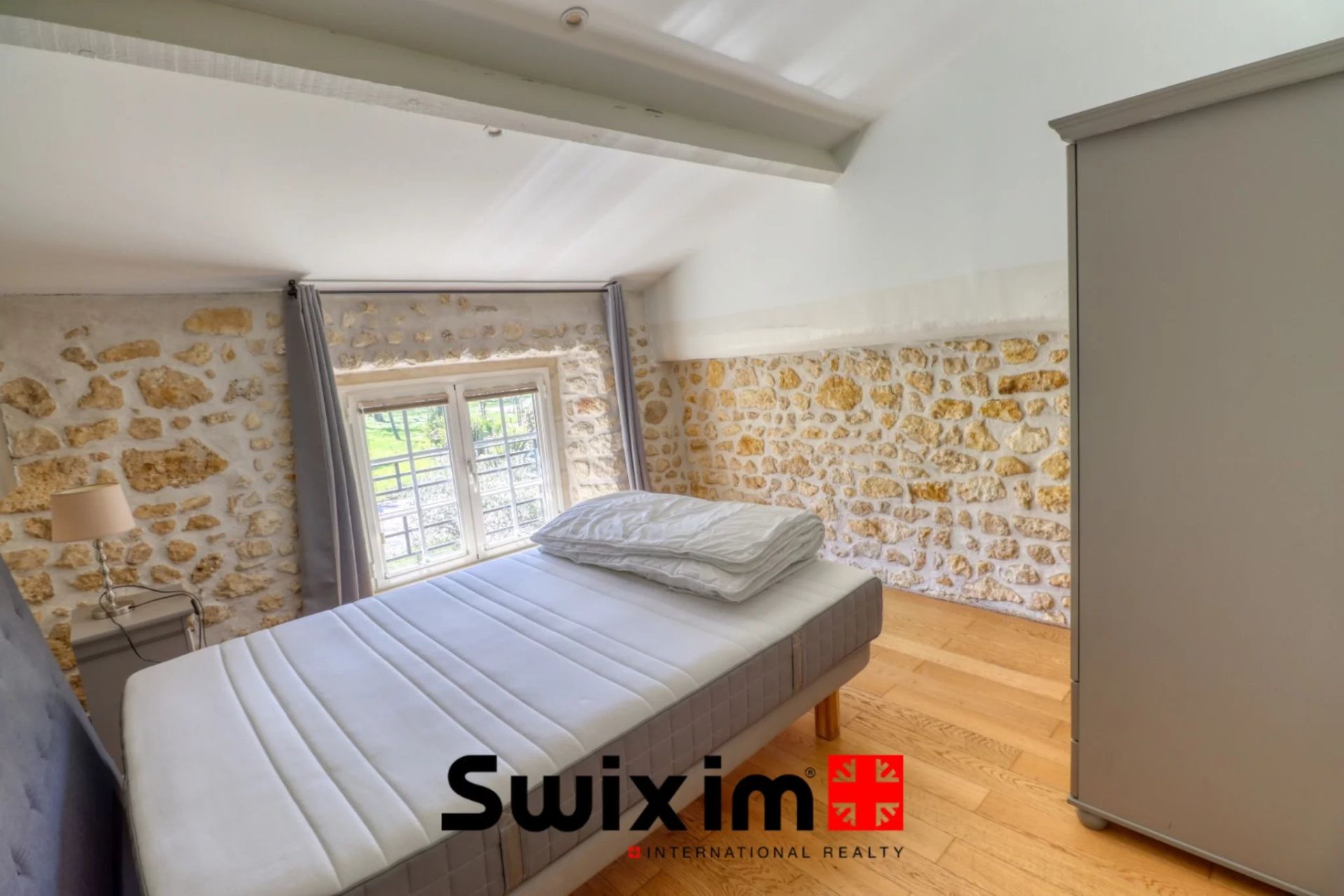 house 5 Rooms for rent on Saint-Germain-d'Esteuil (33340)