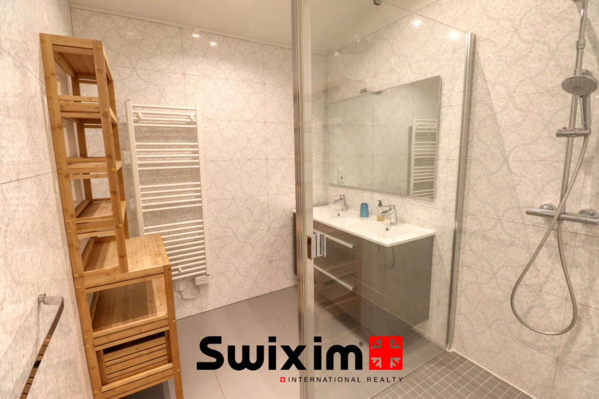 house 4 Rooms for rent on Saint-Germain-d'Esteuil (33340)