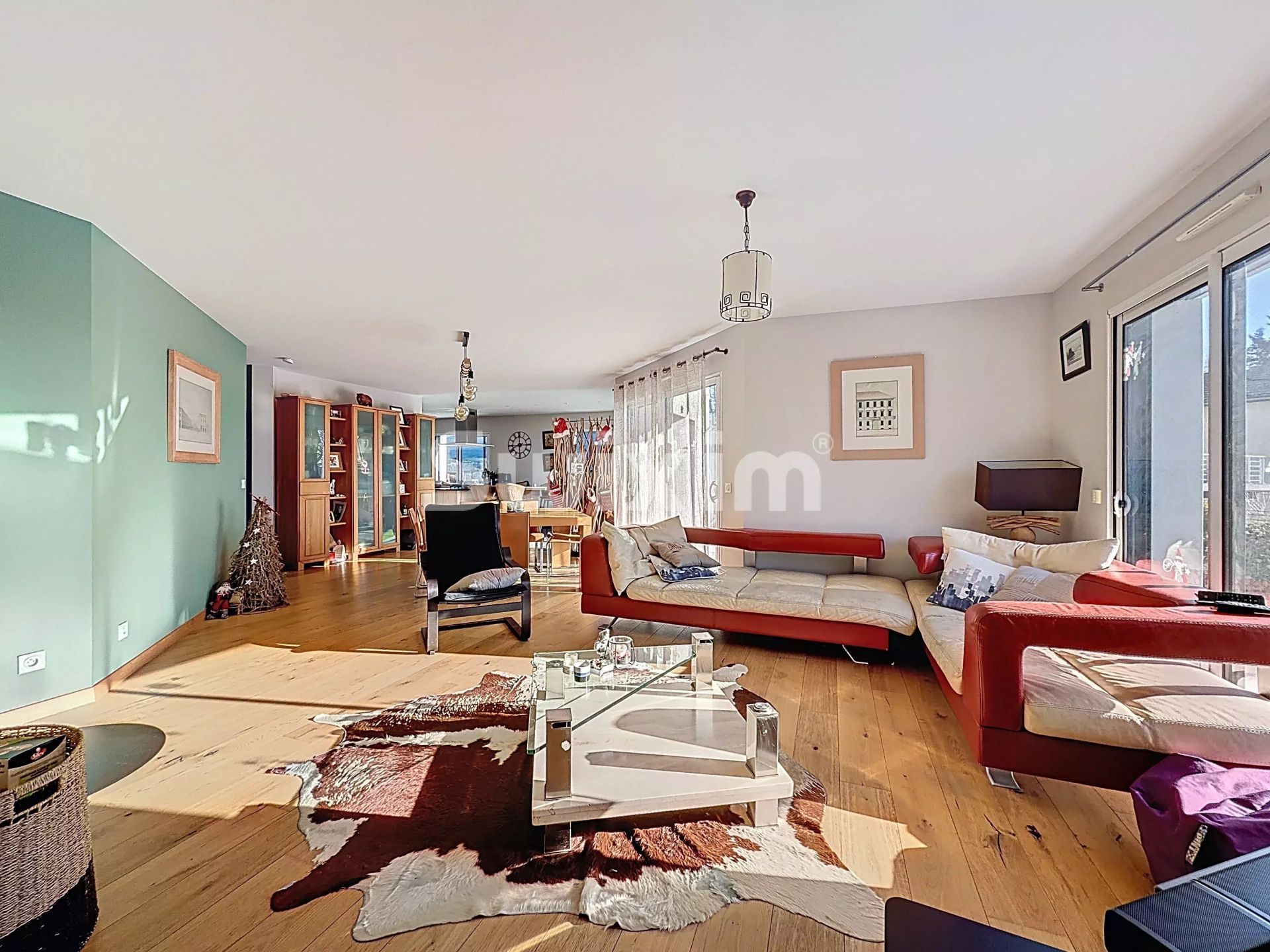 casa 7 Quartos para venda sobre Chevry (01170)