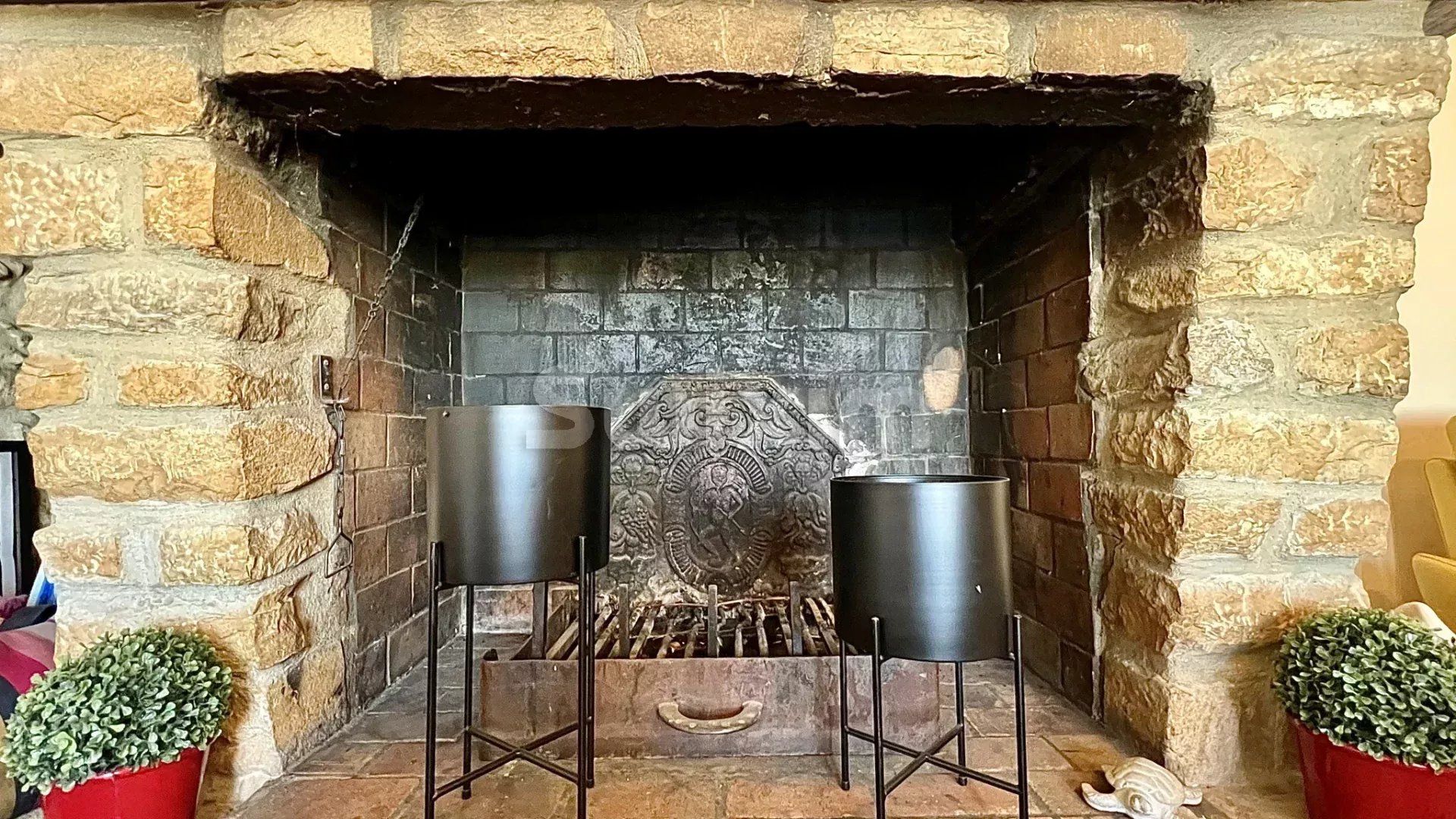 propriedade 15 Quartos para venda sobre Bagnols-sur-Cèze (30200)