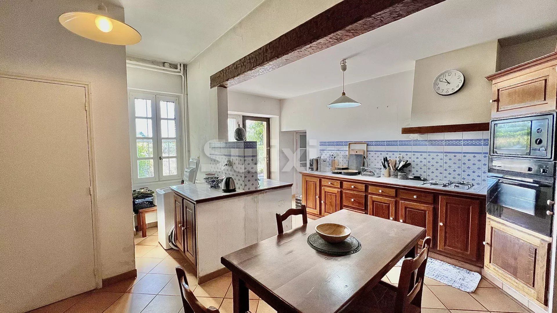 propriedade 15 Quartos para venda sobre Bagnols-sur-Cèze (30200)