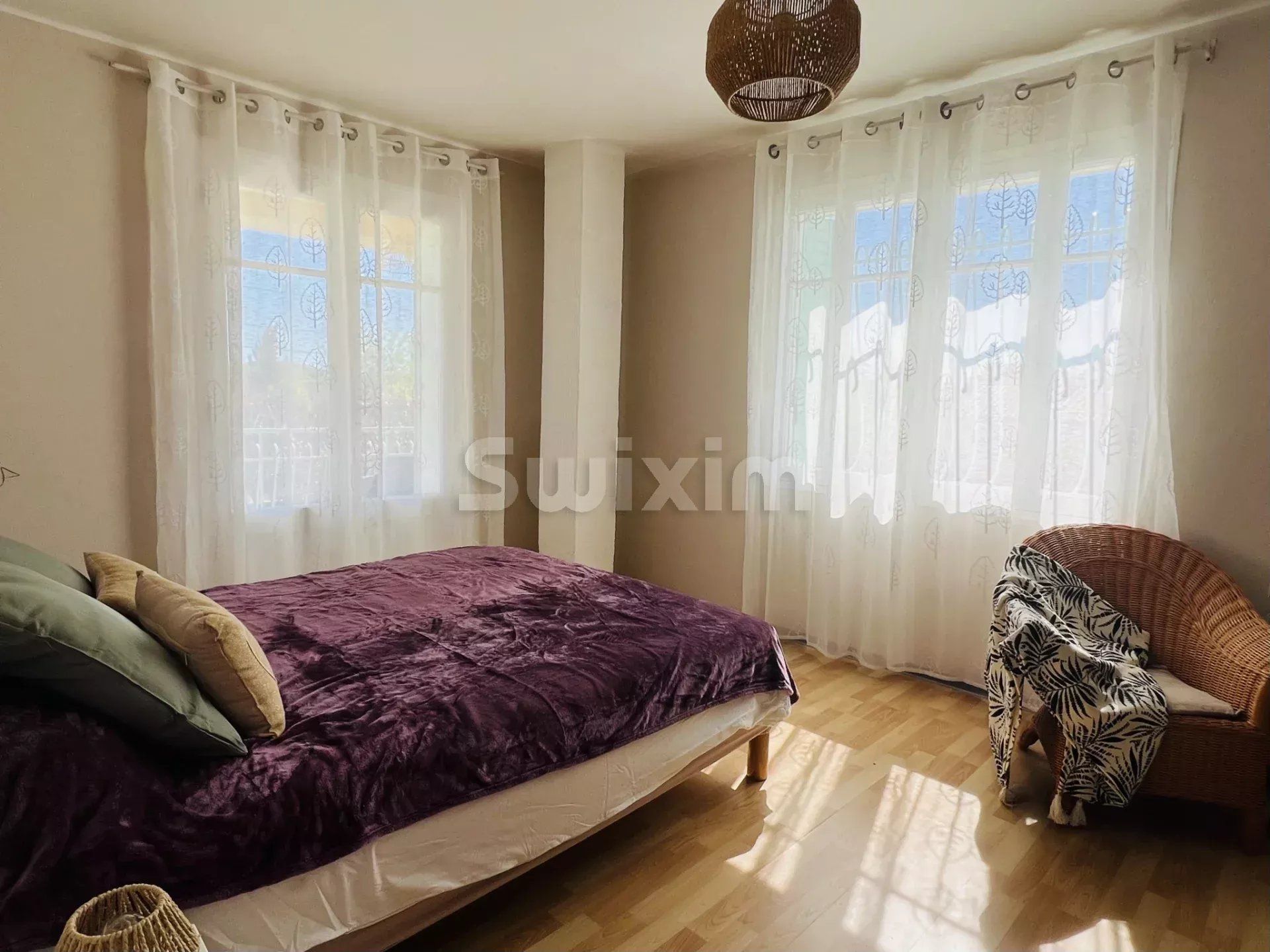 villa 7 Rooms for sale on Vézénobres (30360)