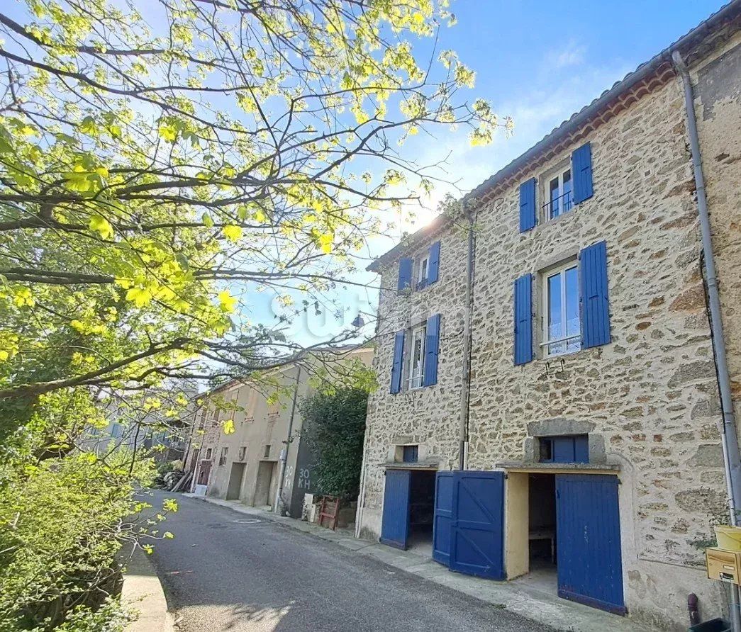 casa 6 Camere in vendita su Chamborigaud (30530)