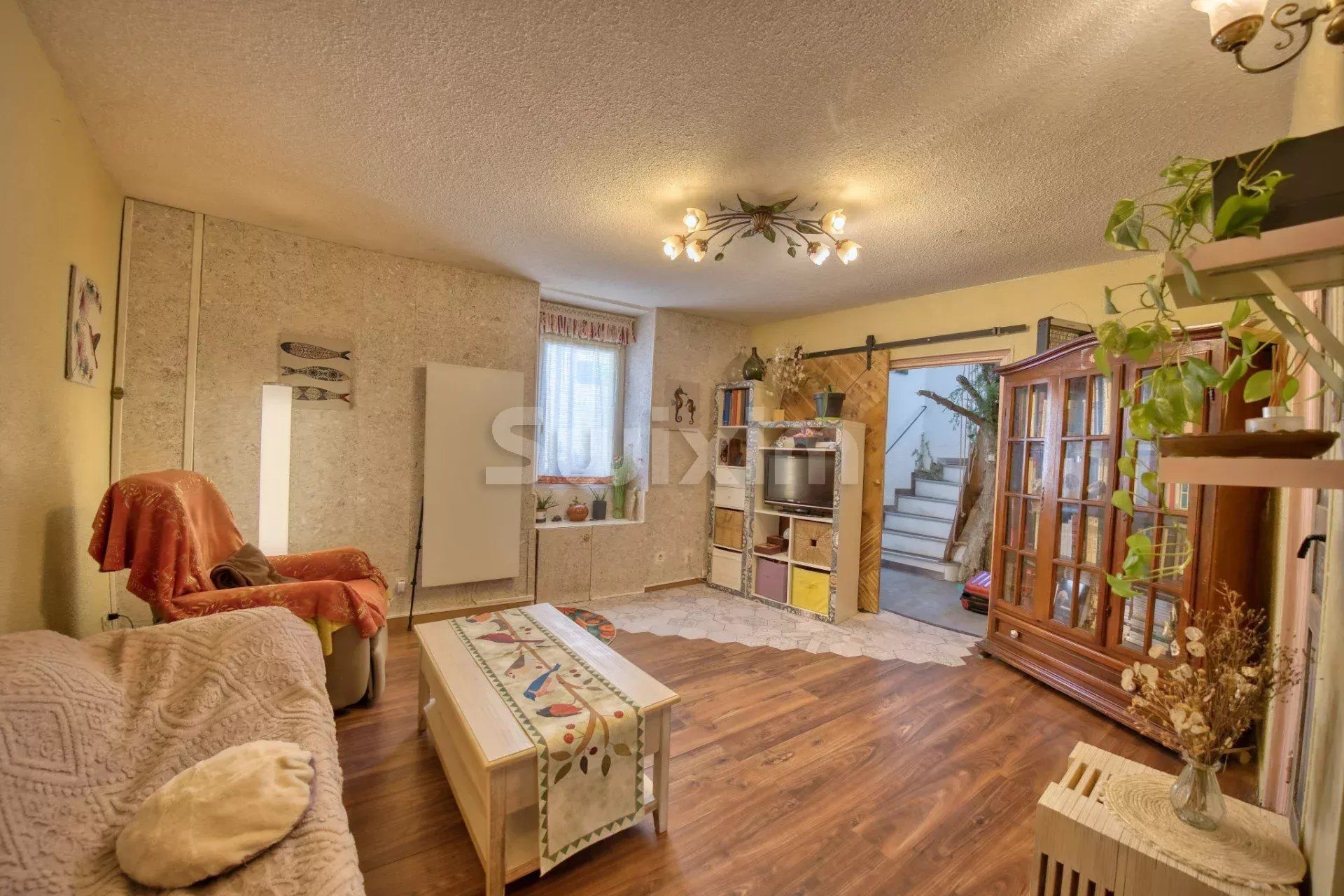 casa 5 Camere in vendita su Le Collet-de-Dèze (48160)