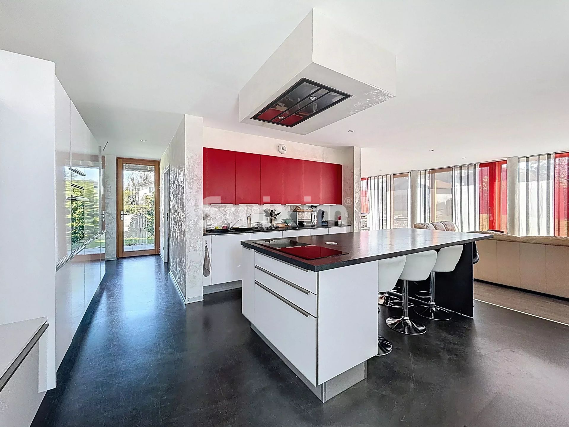 casa 5 Camere in vendita su Messery (74140)