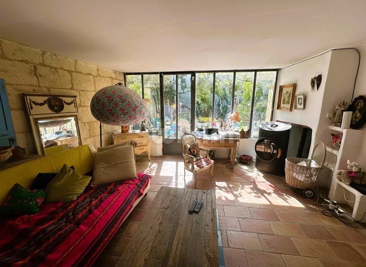 casa 6 Camere in vendita su Aujargues (30250)