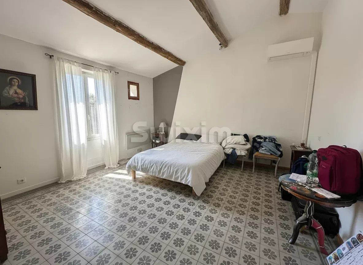 house 6 Rooms for sale on Aujargues (30250)