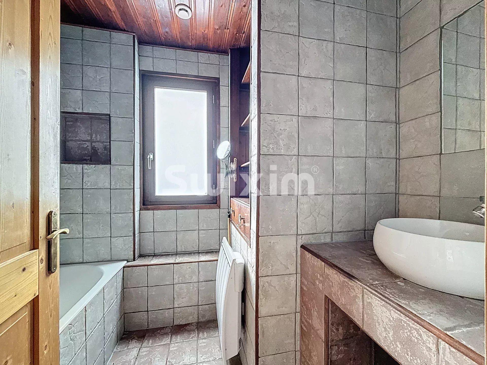 casa 7 Camere in vendita su Divonne-les-Bains (01220)