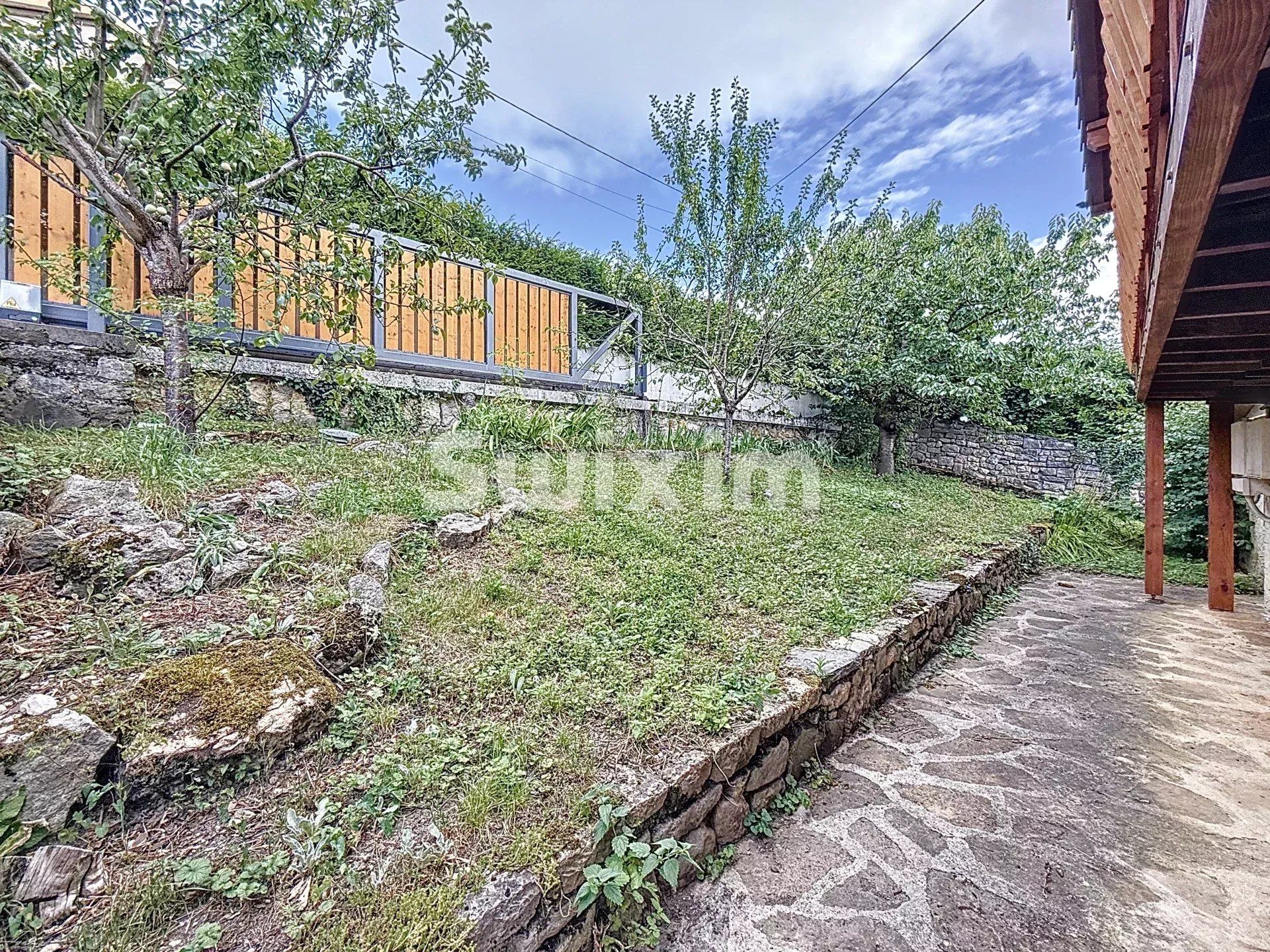 casa 7 Camere in vendita su Divonne-les-Bains (01220)