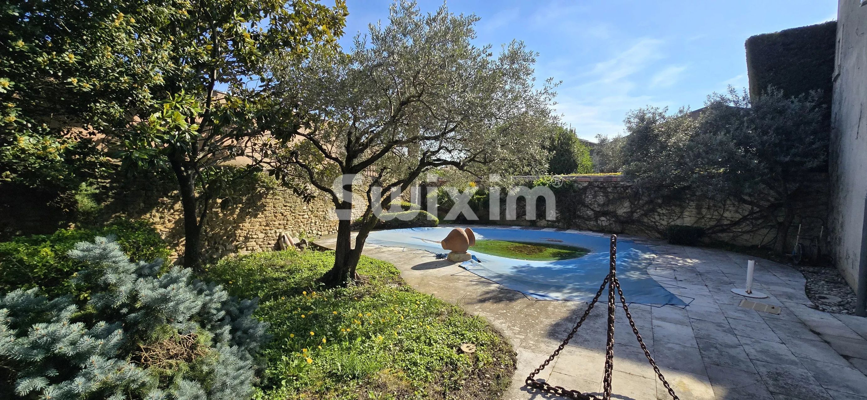 casa 6 Camere in vendita su Valréas (84600)