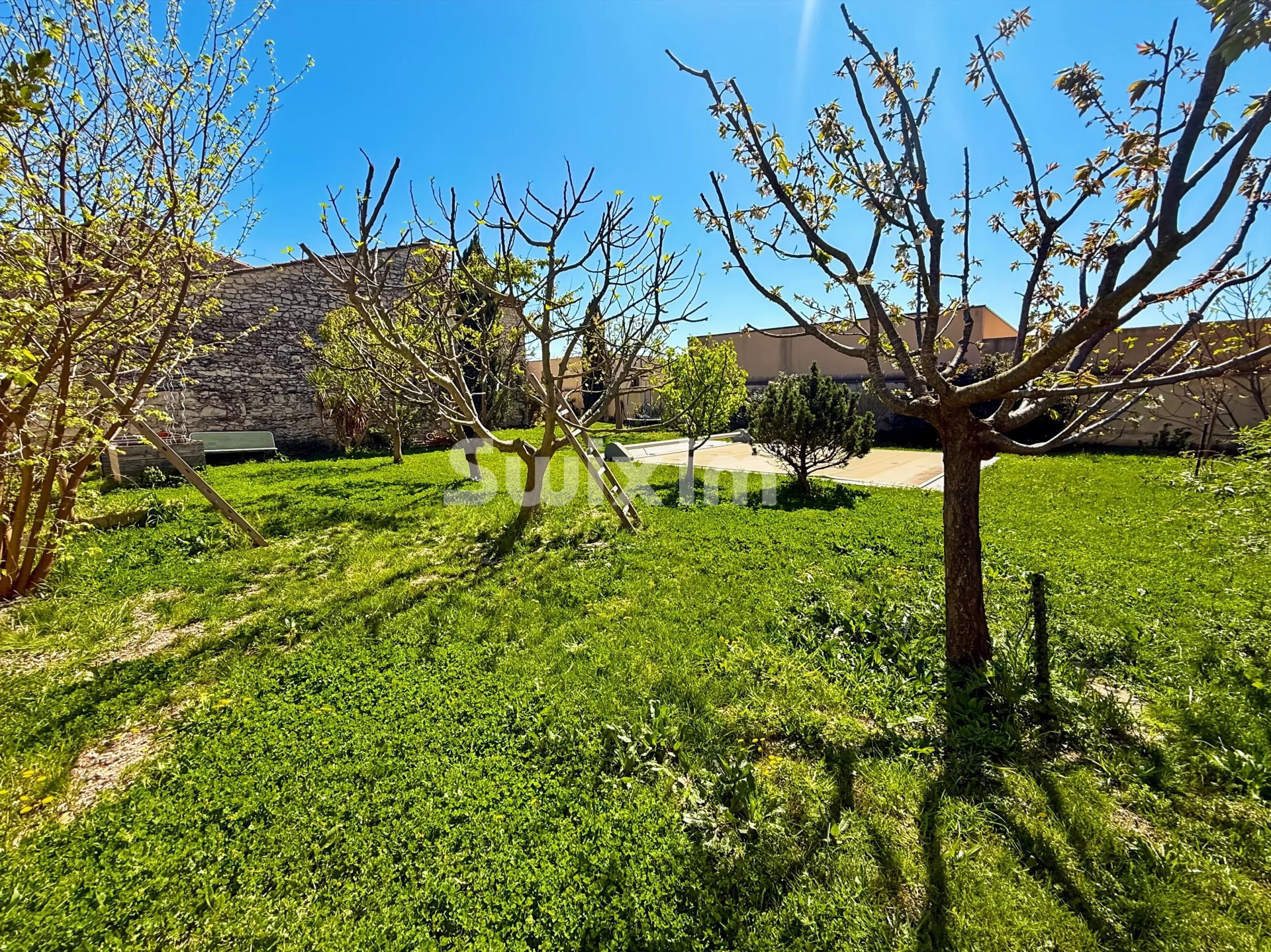 casa 9 Camere in vendita su Saint-Marcel-lès-Sauzet (26740)