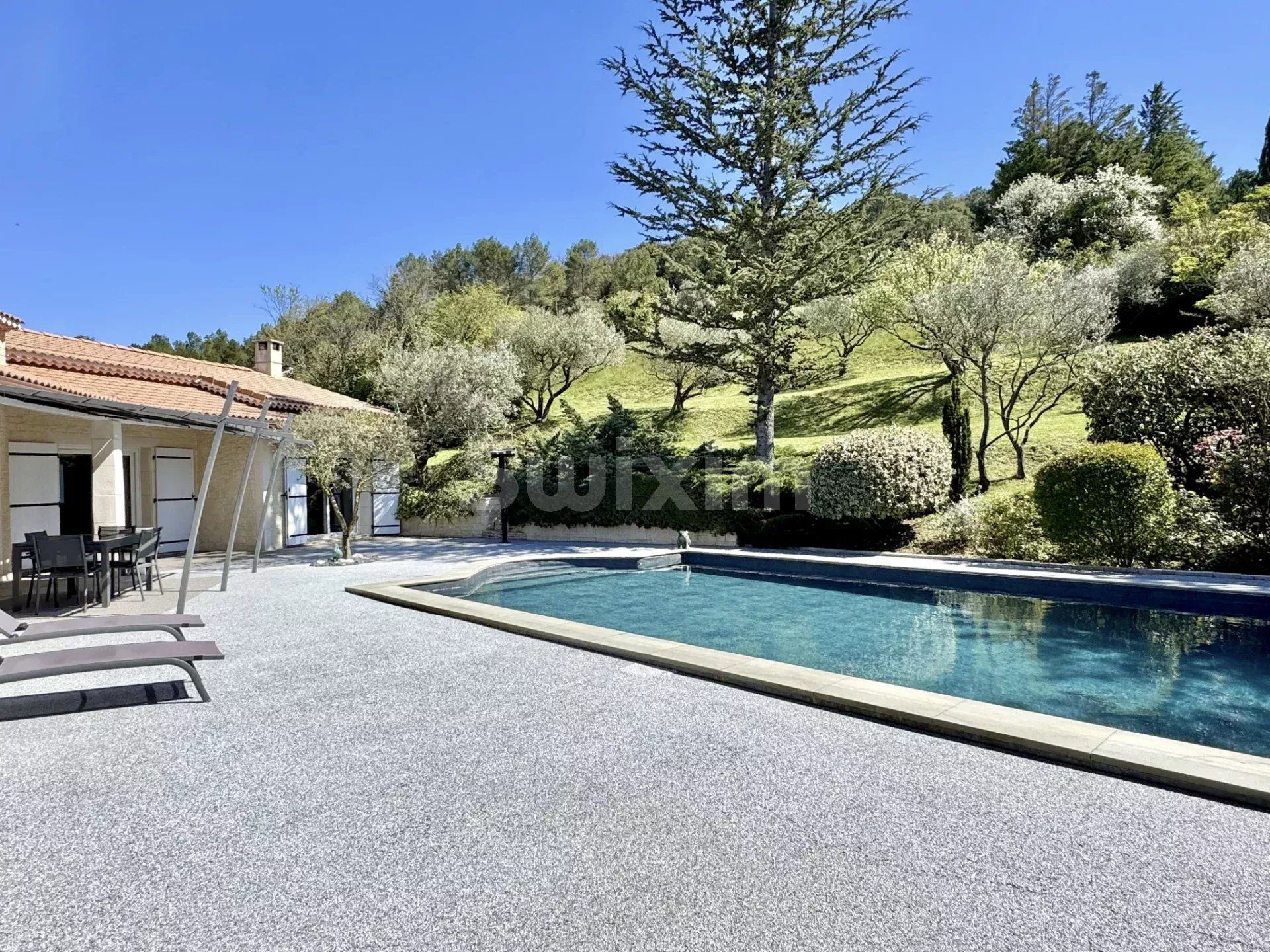 villa 6 Pièces en vente sur Saint-Privat-des-Vieux (30340)