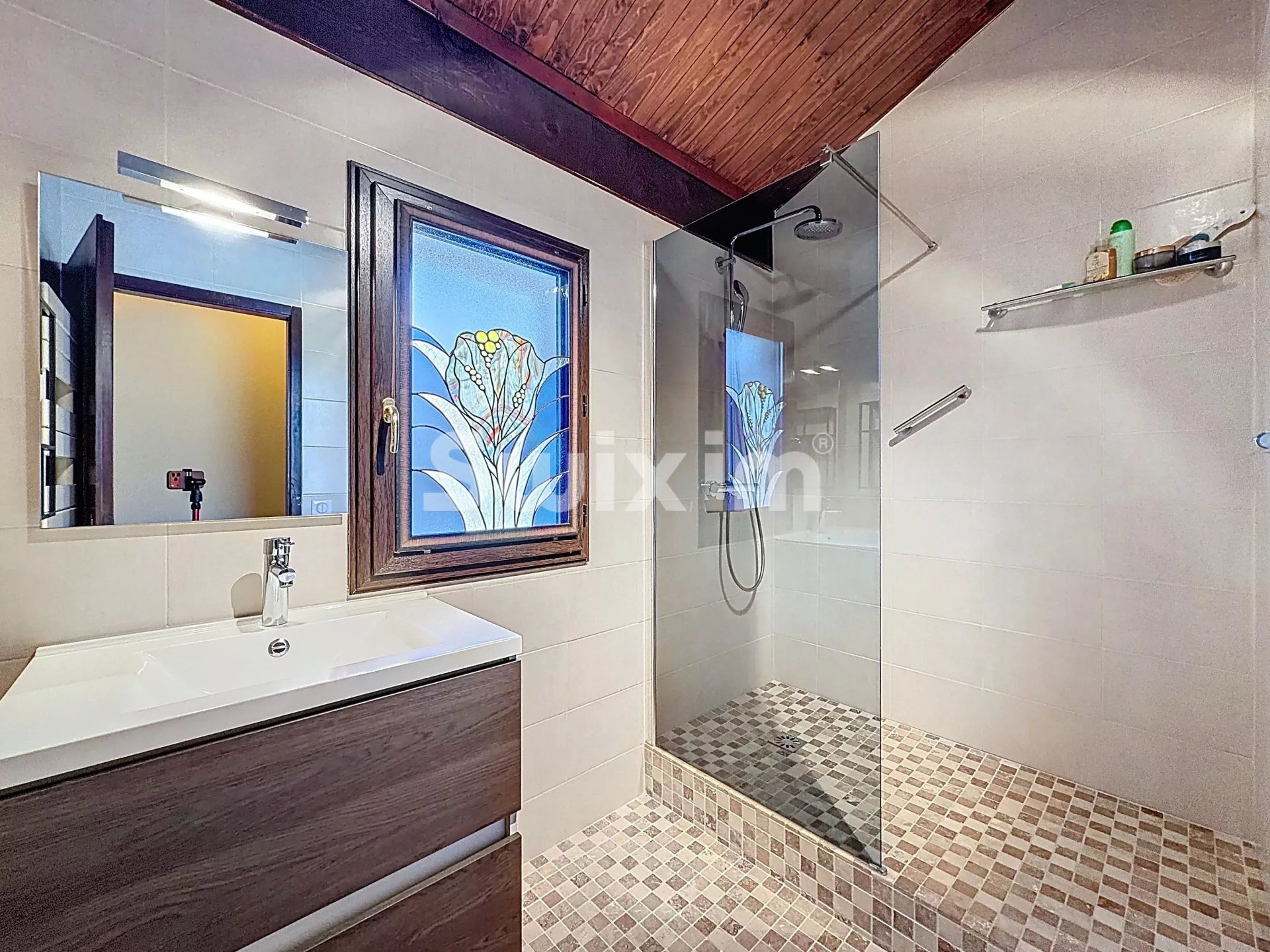 casa 4 Camere in vendita su Thoiry (01710)