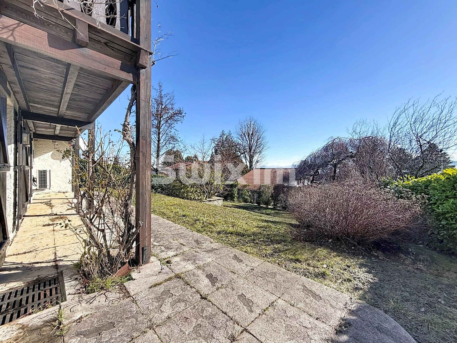 casa 4 Camere in vendita su Thoiry (01710)