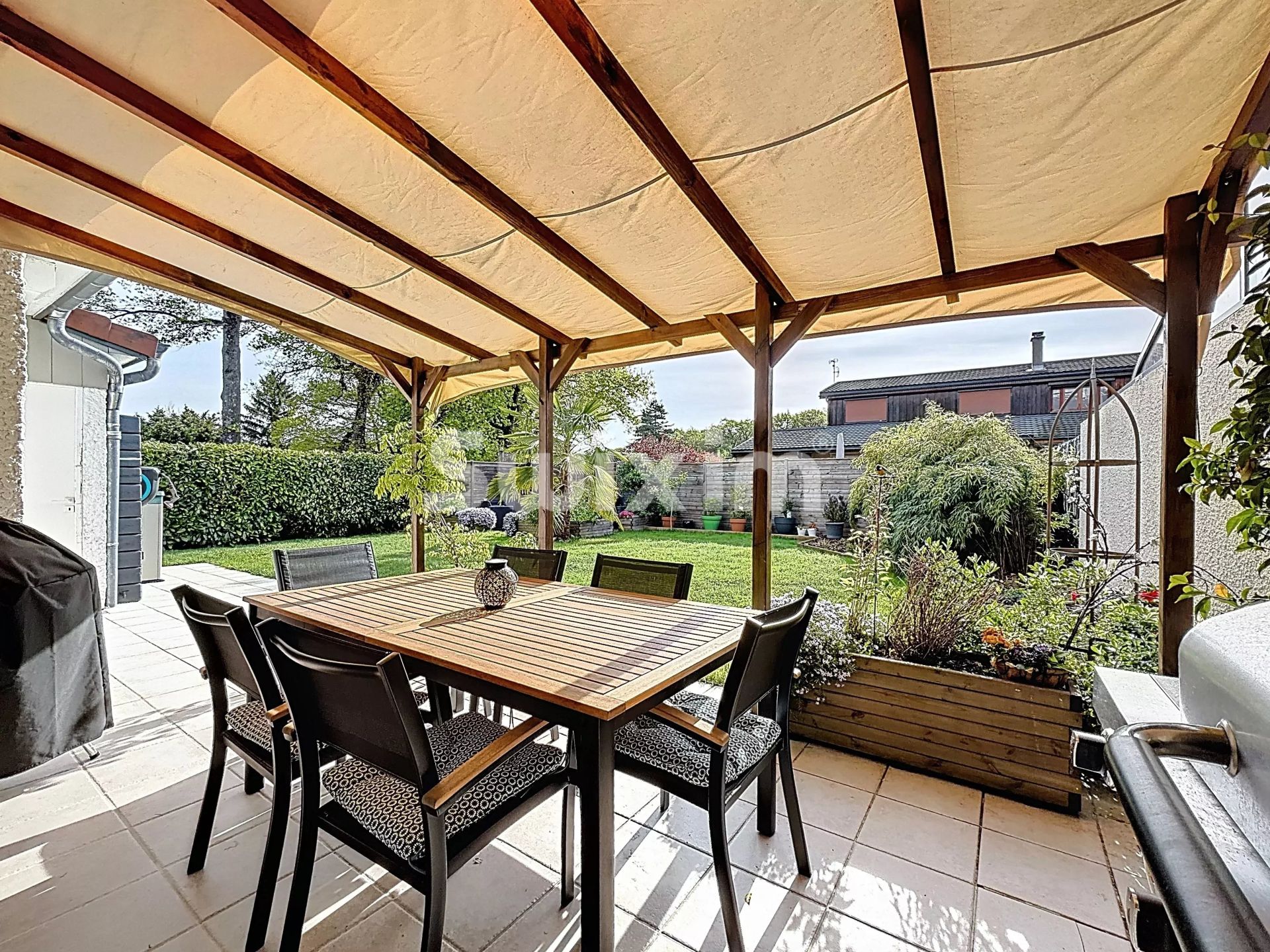 casa 6 Camere in vendita su Versonnex (01210)