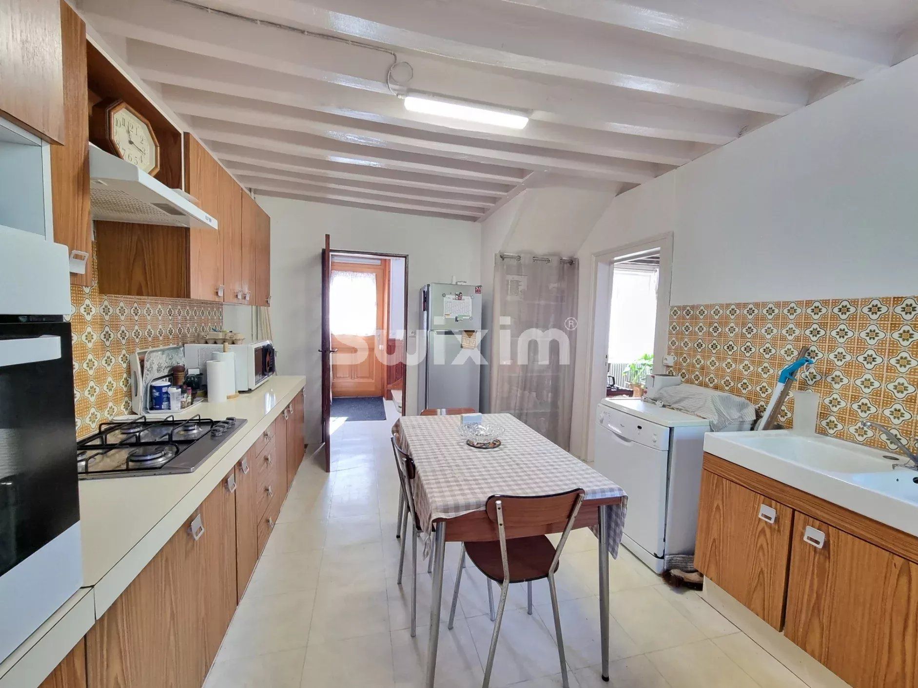 casa 9 Camere in vendita su Asnières-sous-Bois (89660)