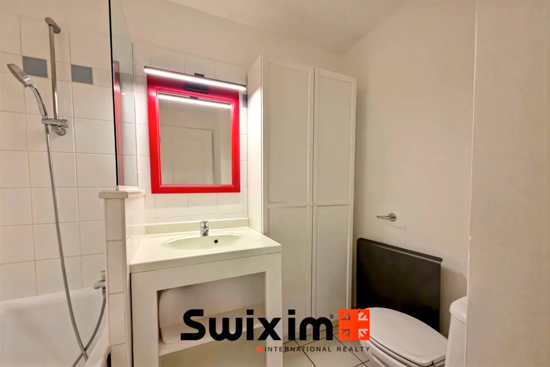 apartment 2 Rooms for sale on Carcans (33121)