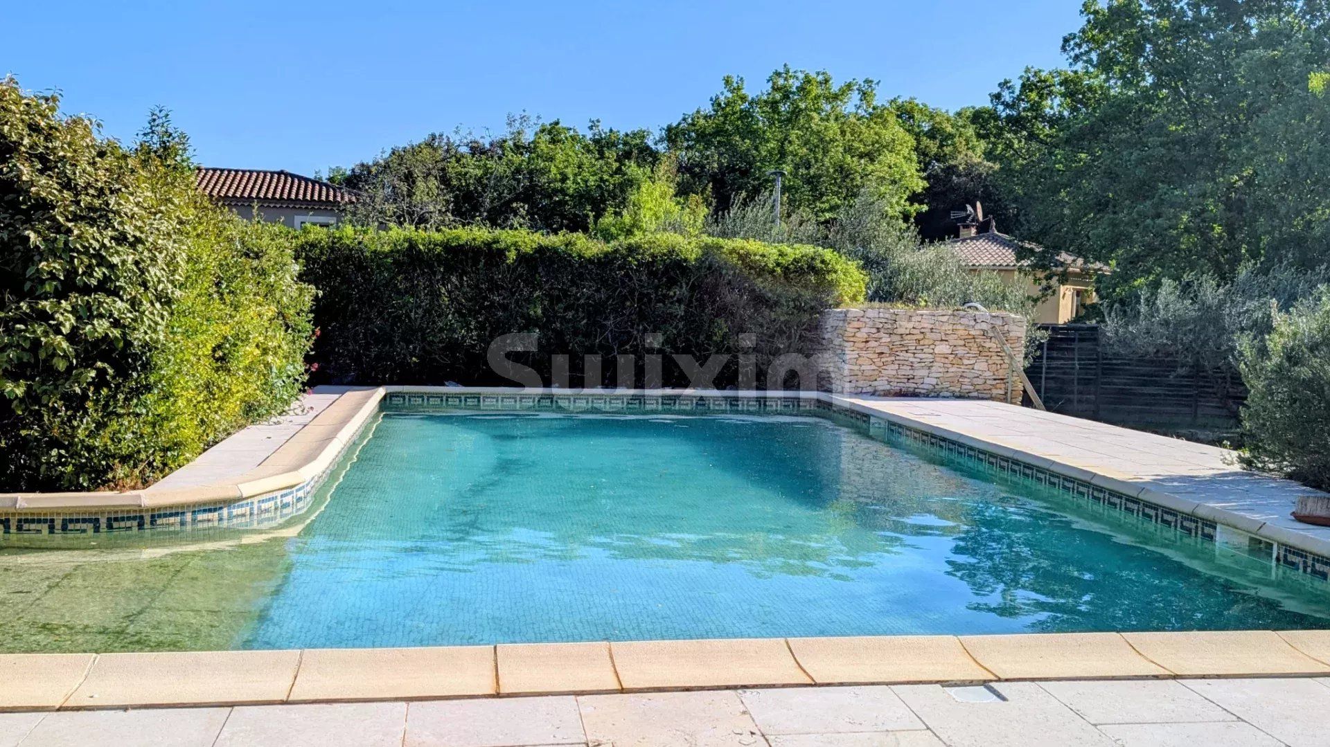 casa 6 Camere in vendita su Uzès (30700)