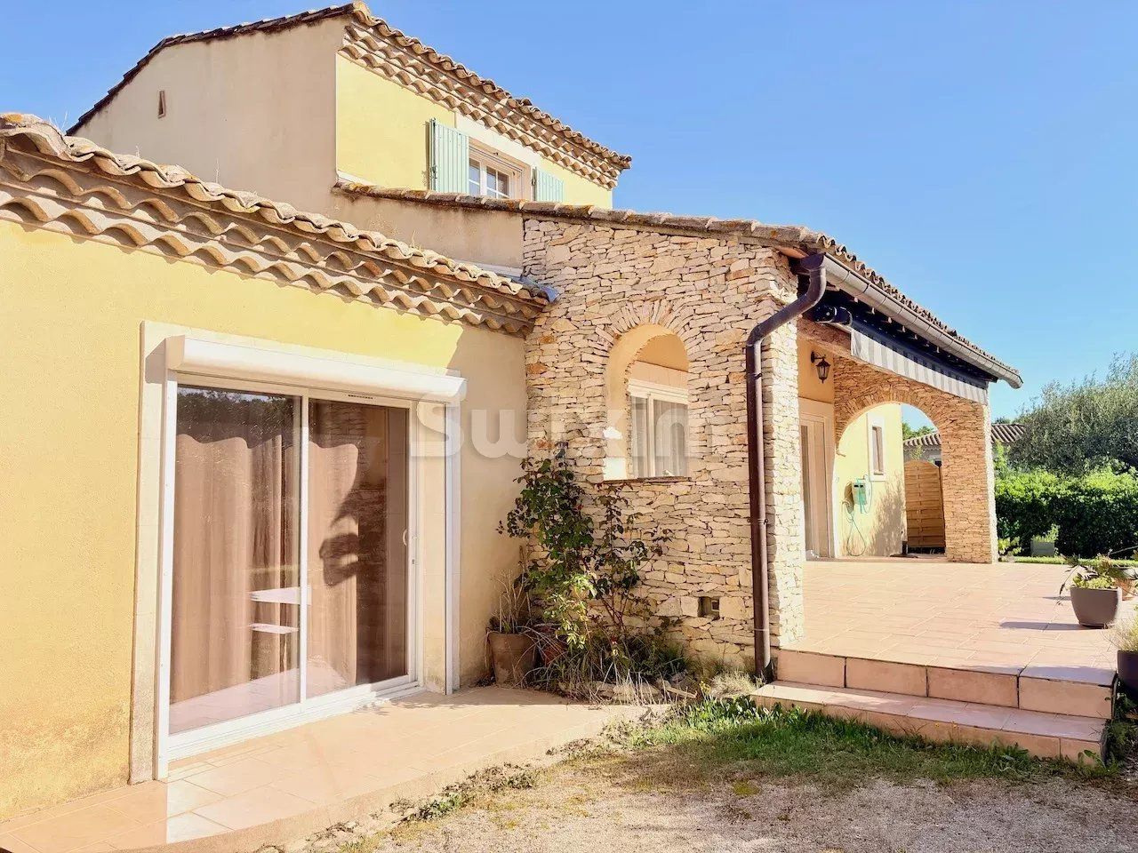 casa 6 Camere in vendita su Uzès (30700)