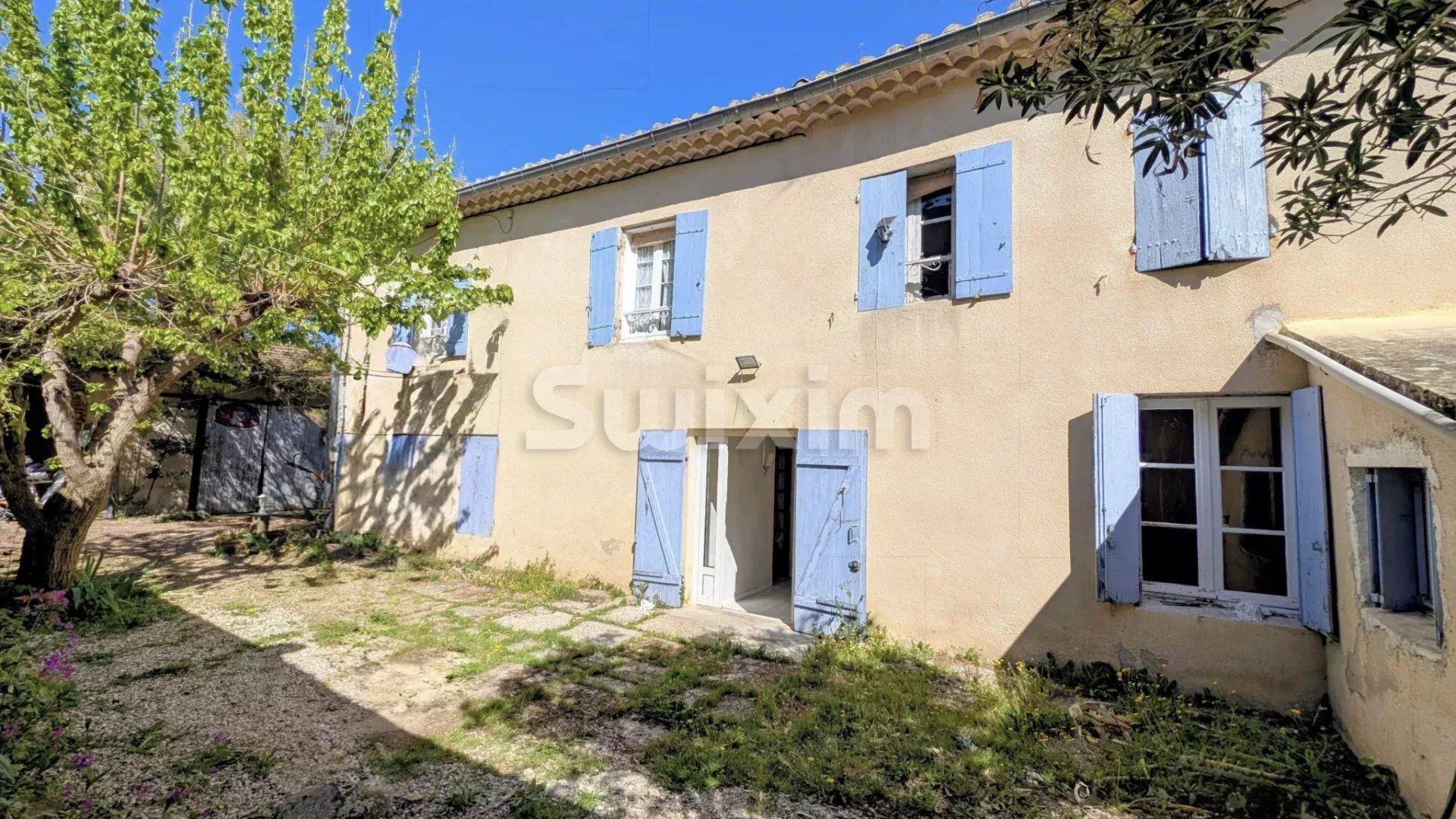 mas 10 Camere in vendita su Uzès (30700)