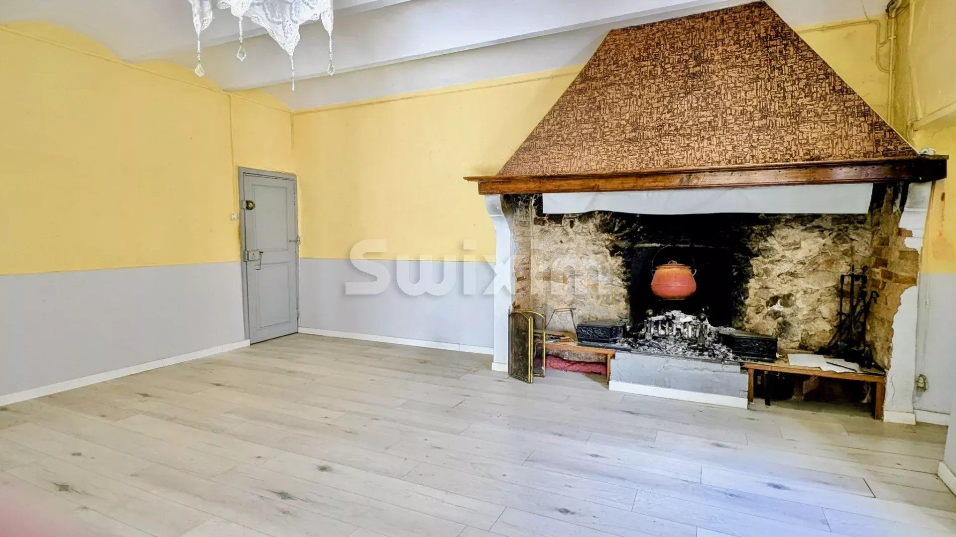 mas 10 Camere in vendita su Fontarèches (30580)