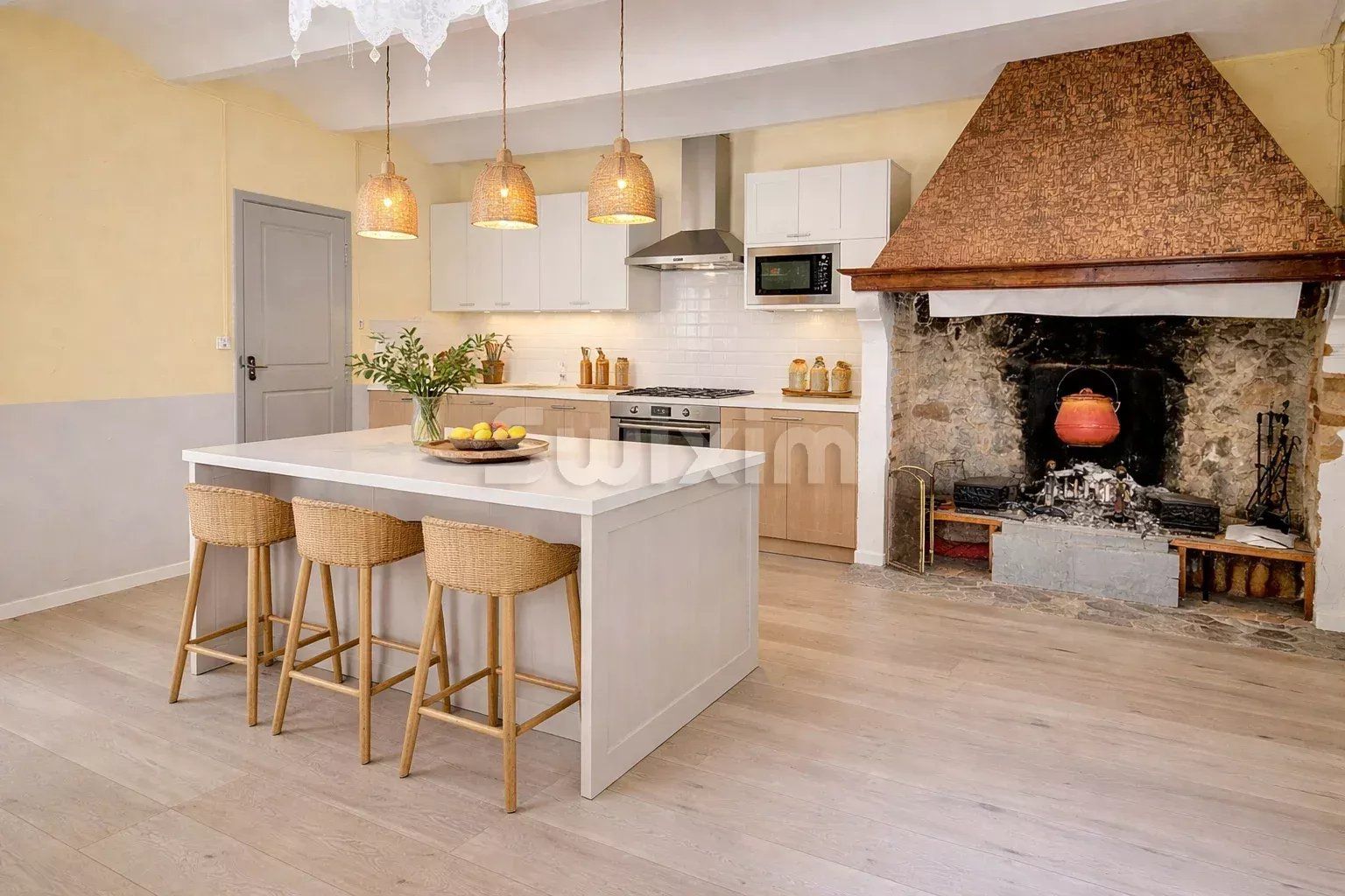 mas 10 Camere in vendita su Fontarèches (30580)