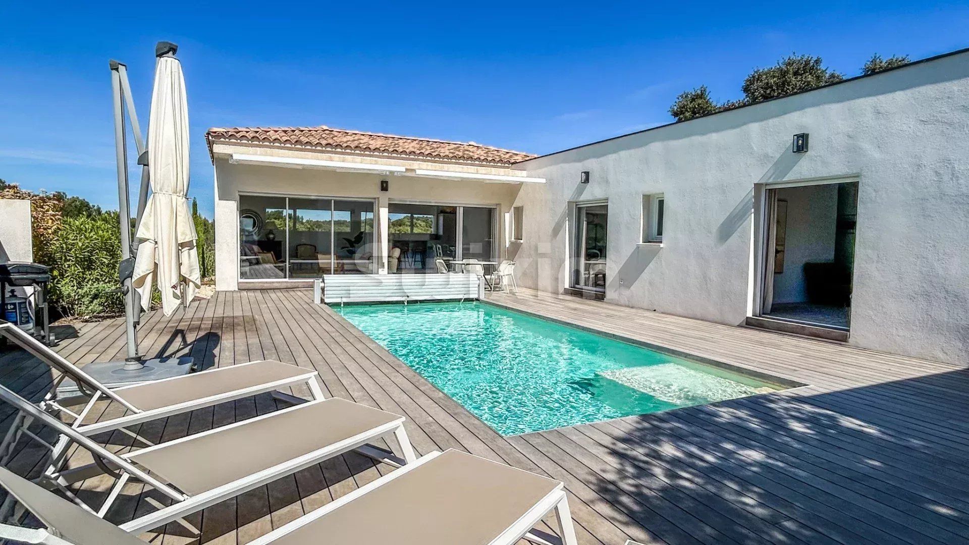 villa 4 Camere in vendita su Uzès (30700)