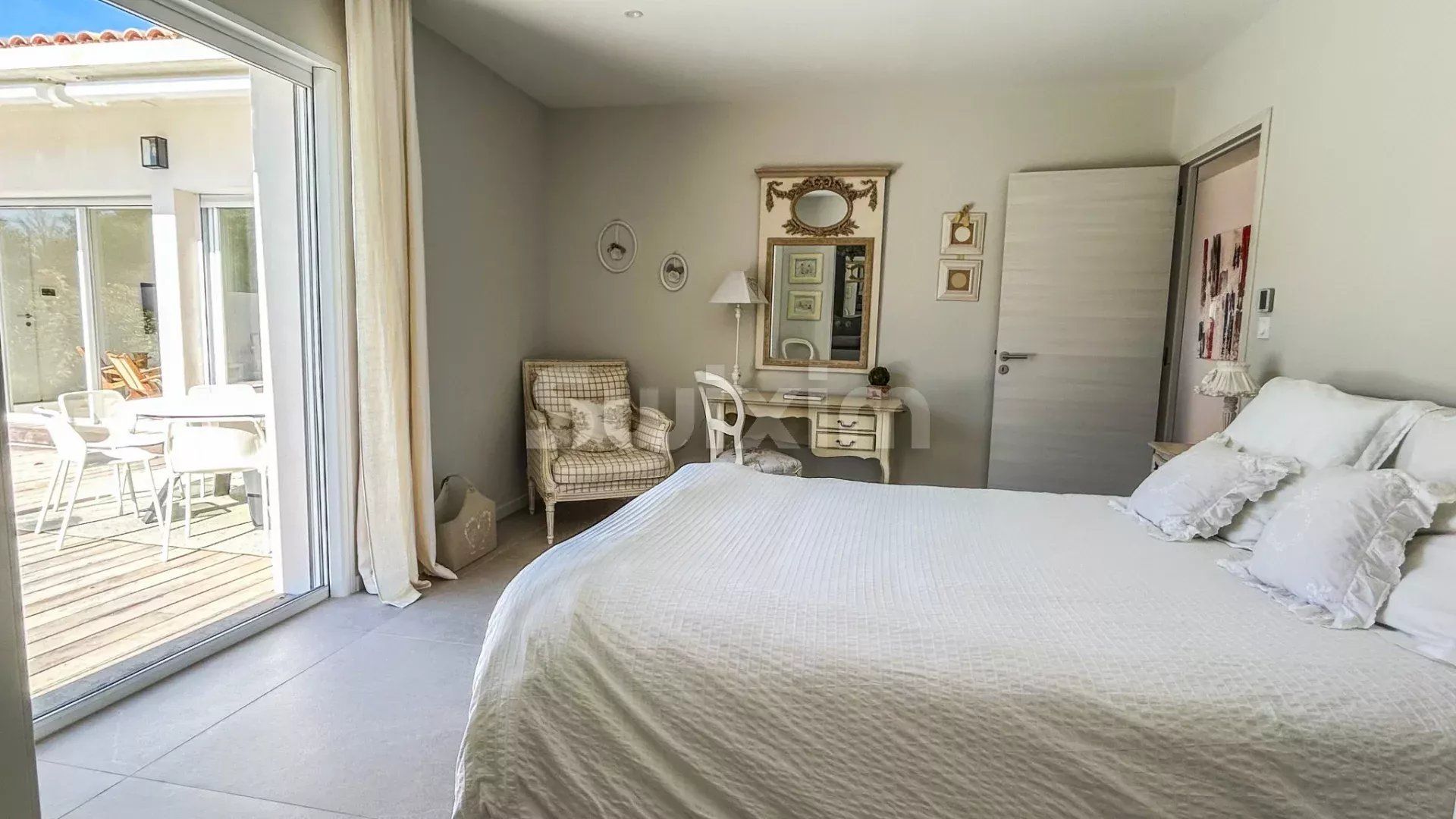 villa 4 Camere in vendita su Uzès (30700)