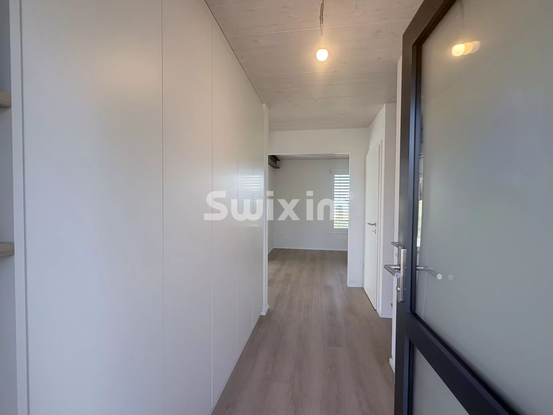 casa 6.5 Camere in affitto su Savigny (1073)