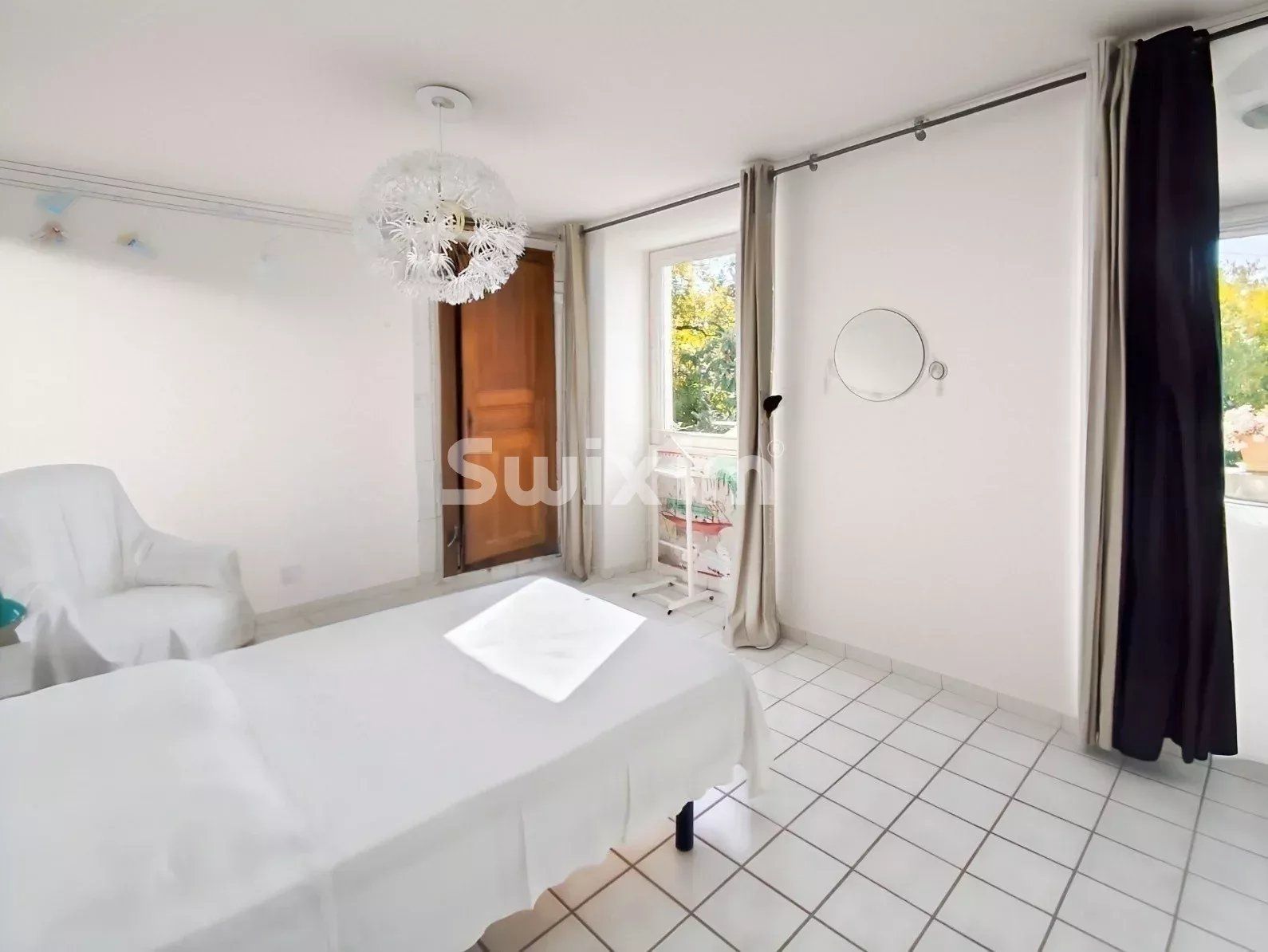 house 10 Rooms for sale on Saint-Montan (07220)