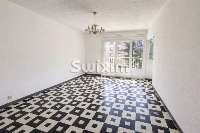 Verkauf Appartement Bagnols-sur-Cèze 4&nbsp;Zimmer 65&nbsp;m²