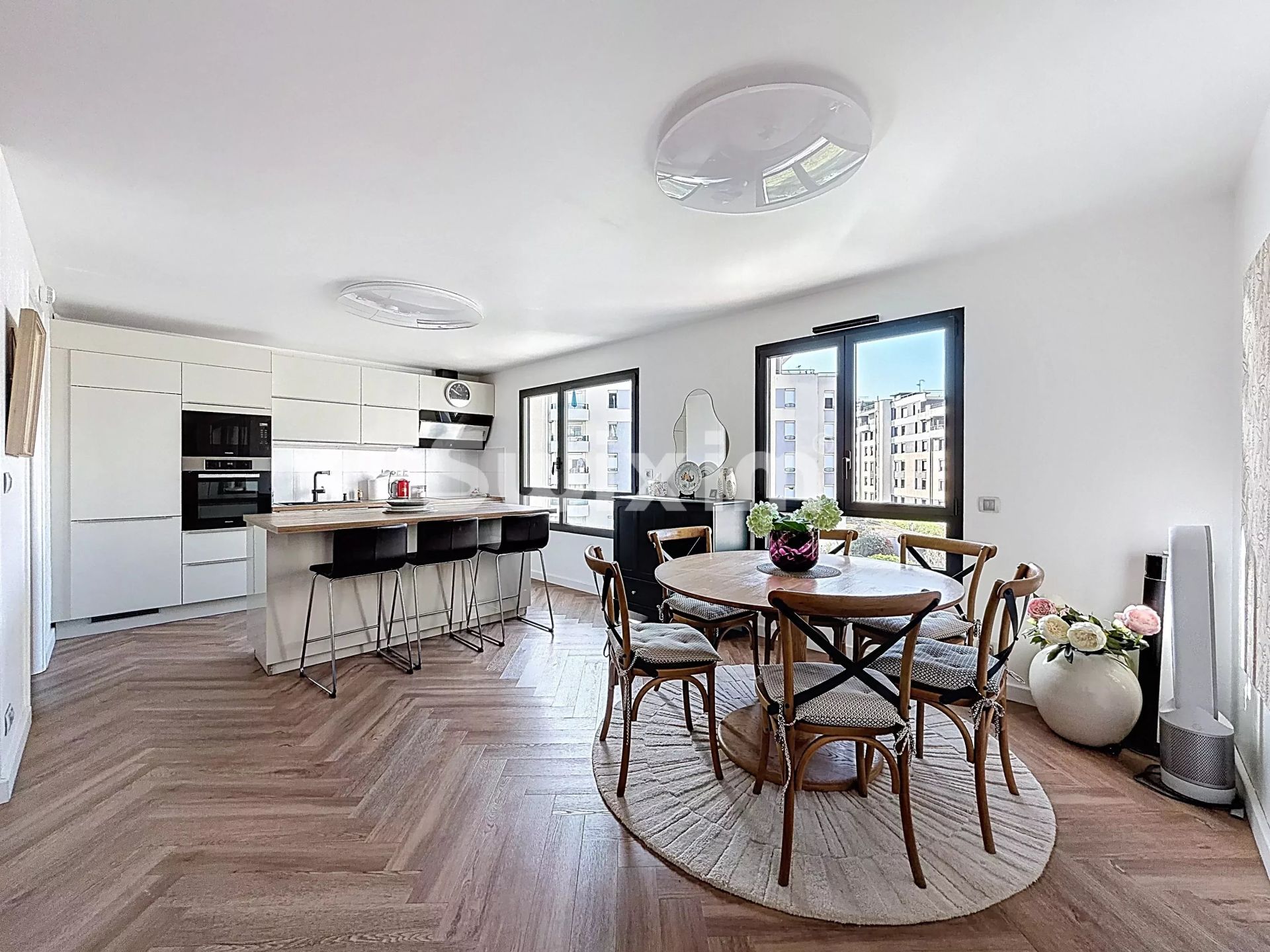 apartamento 4 Quartos para aluguer sobre Saint-Genis-Pouilly (01630)