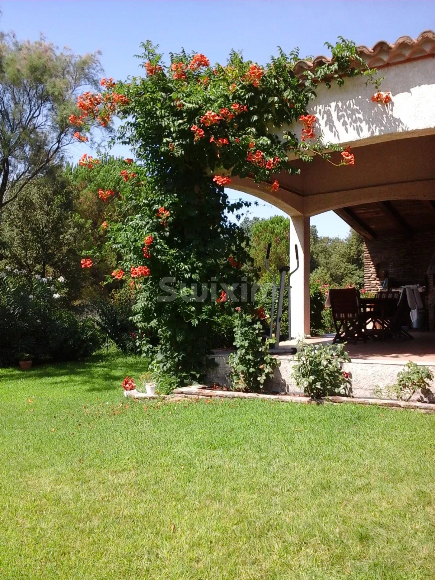 villa 7 Zimmer zum verkauf auf Saint-Quentin-la-Poterie (30700)