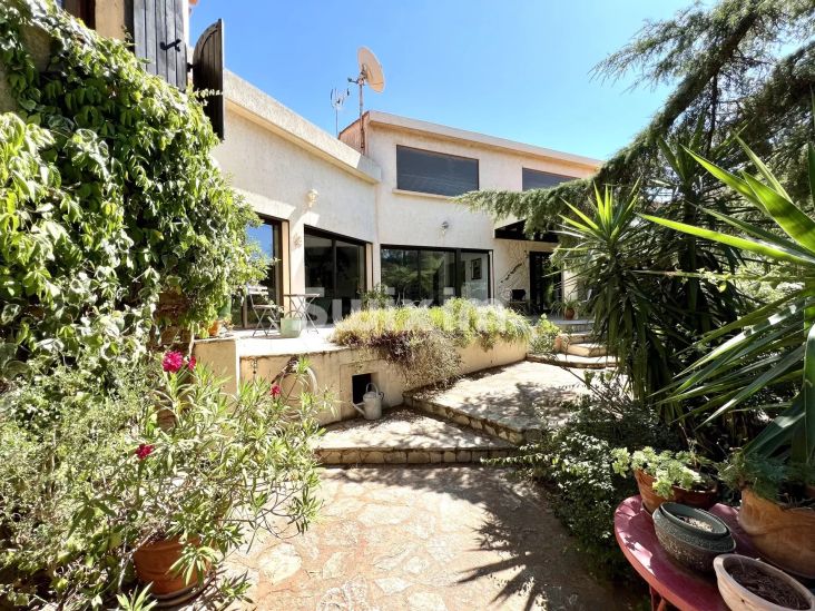 Vendita Proprietà Sète 7&nbsp;Camere 392&nbsp;m²